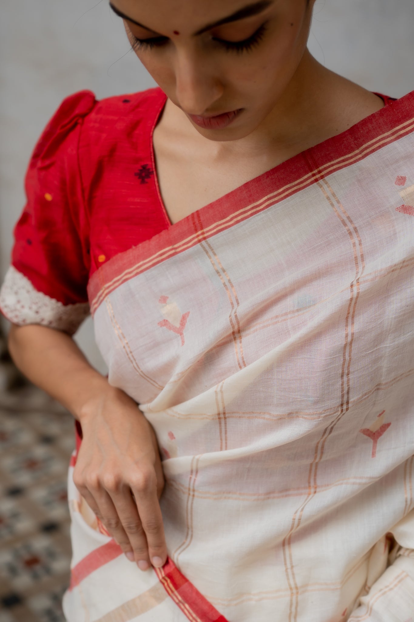 Mudita - White - CiceroniSareeIra