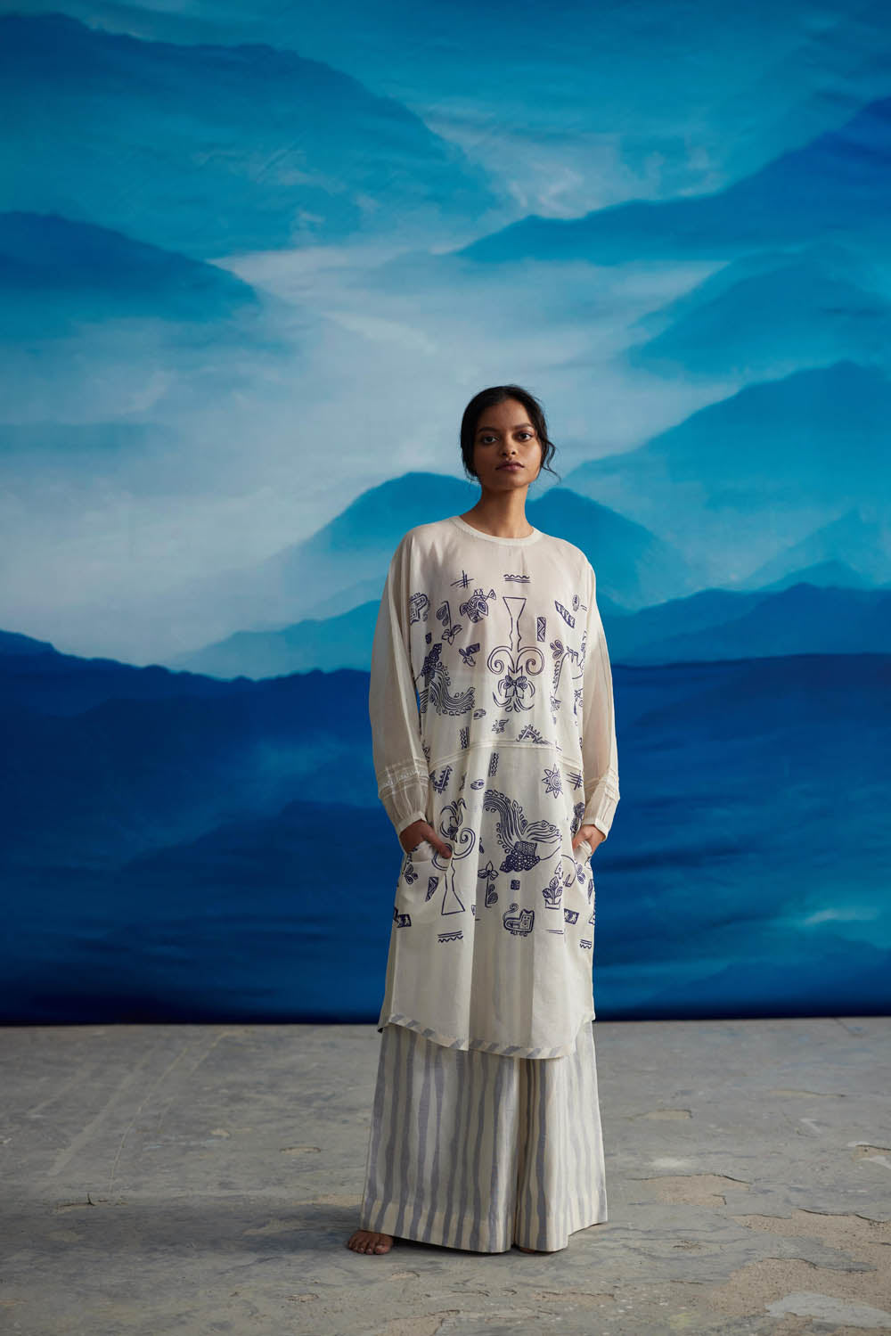 Naahar Dolman Kurta - CiceroniKurtaAhmev