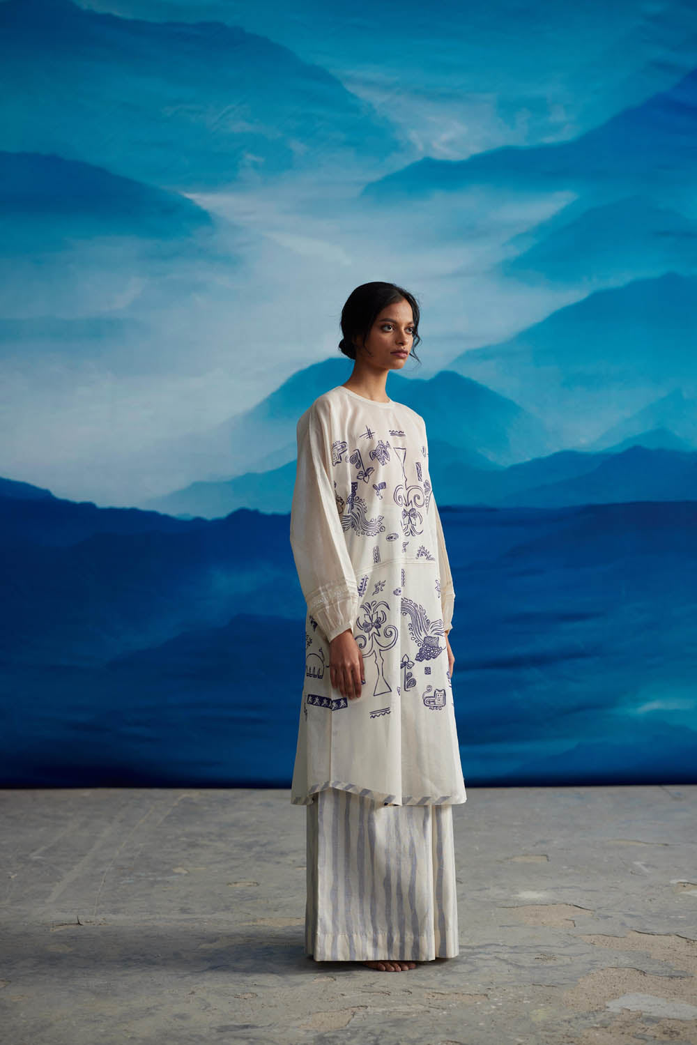 Naahar Dolman Kurta - CiceroniKurtaAhmev