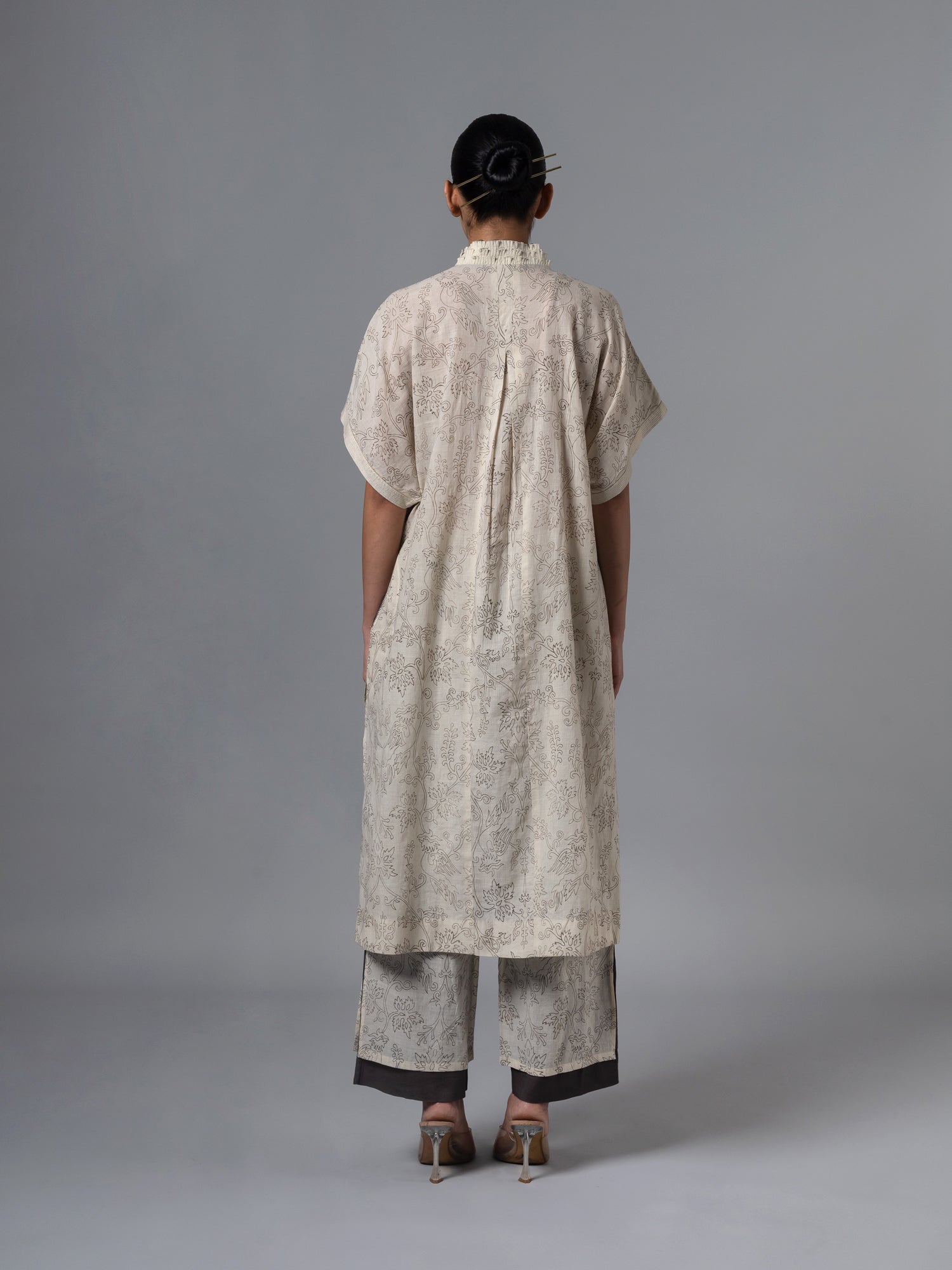 Naga Natural Kaftan - CiceroniKaftanShades of India