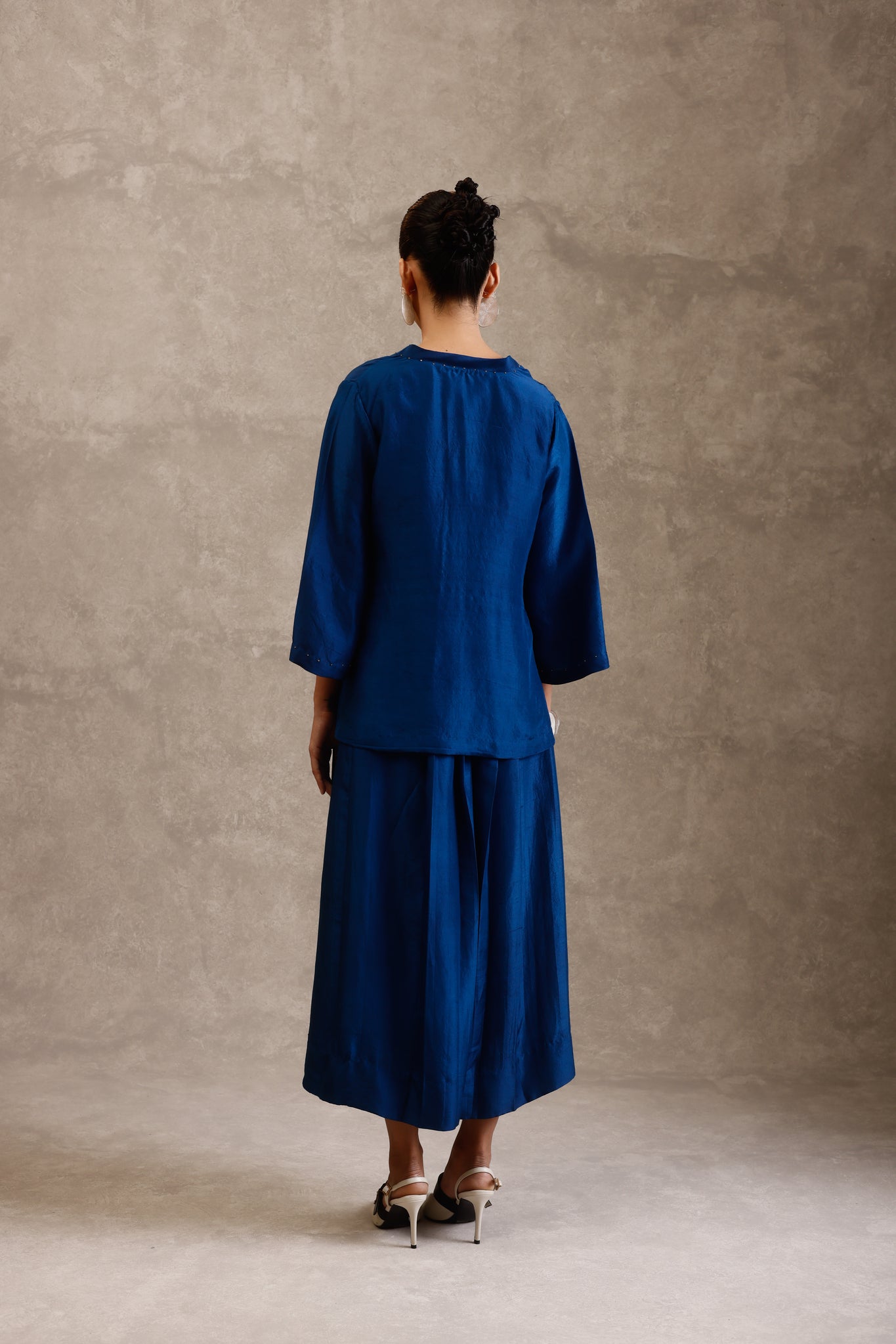 Nila Pant - CiceroniPantsChokhi Chorri