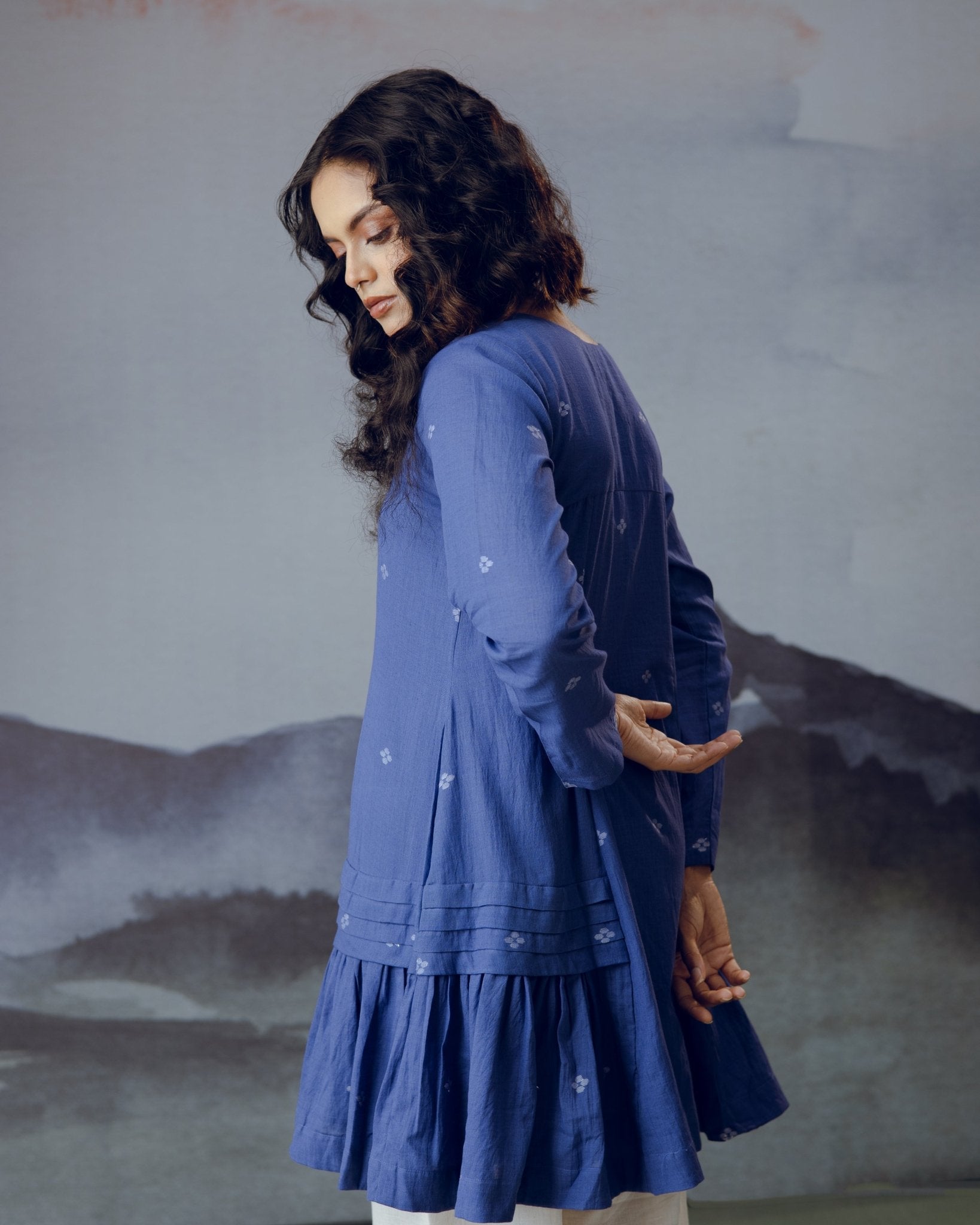 Nilambar Top - CiceroniTopsGulmohar Calcutta