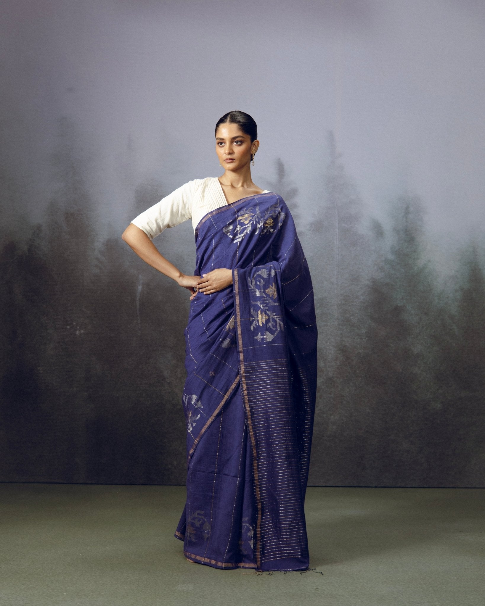 Nilaya Saree - CiceroniSareeGulmohar Calcutta