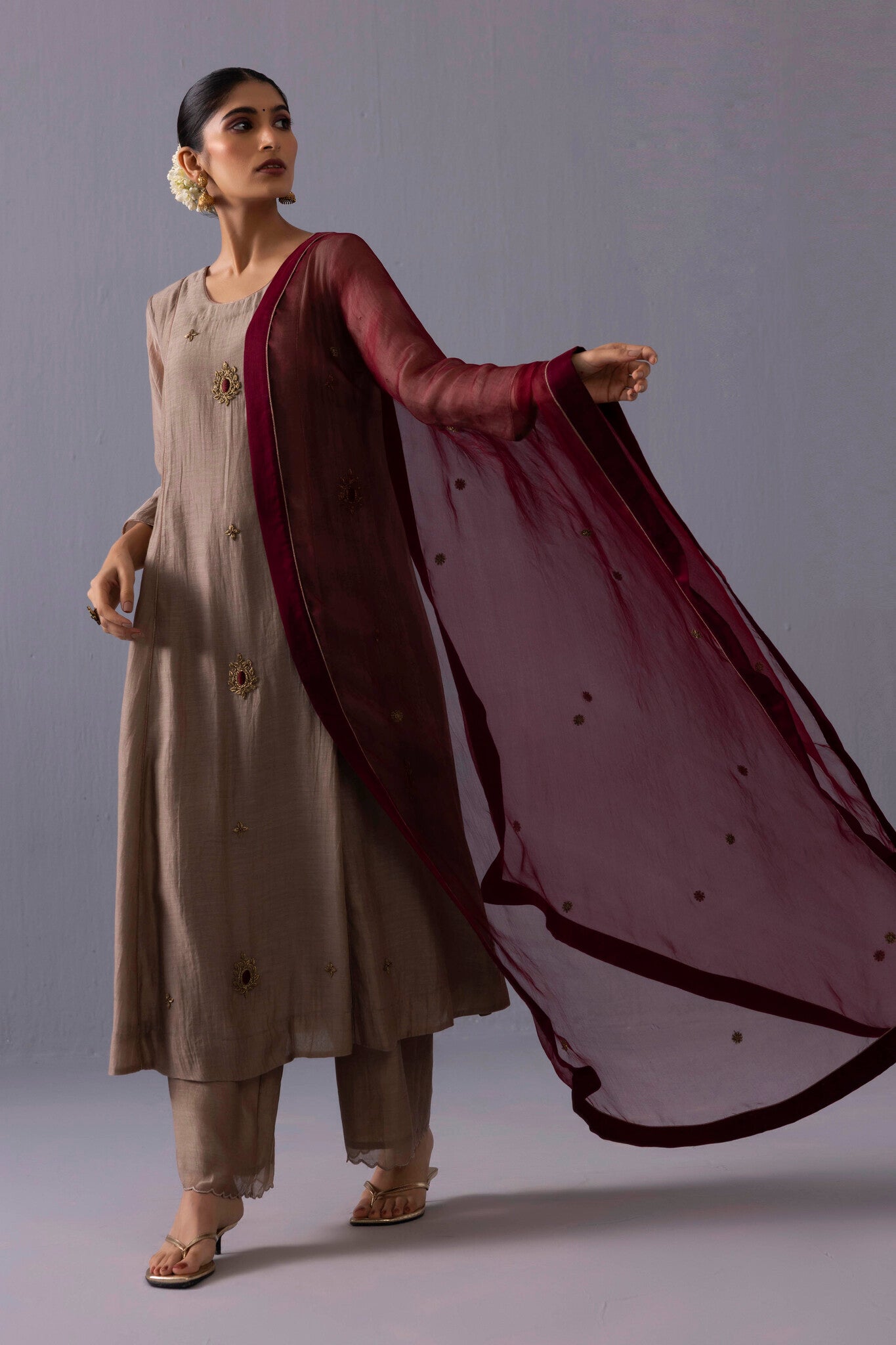 Noor Kurta Set - Beige - CiceroniKurta SetsLabel Shreya Sharma