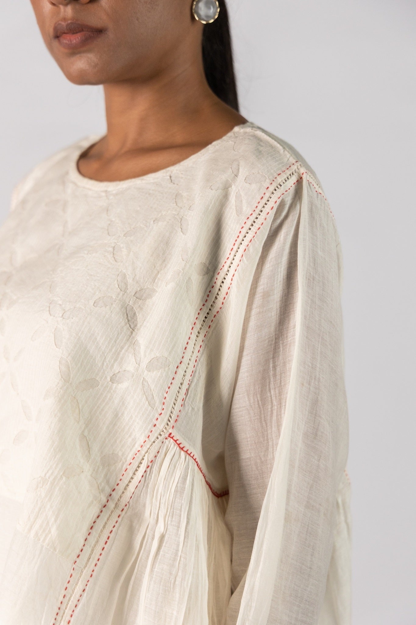 Noor - CiceroniTopsRekh