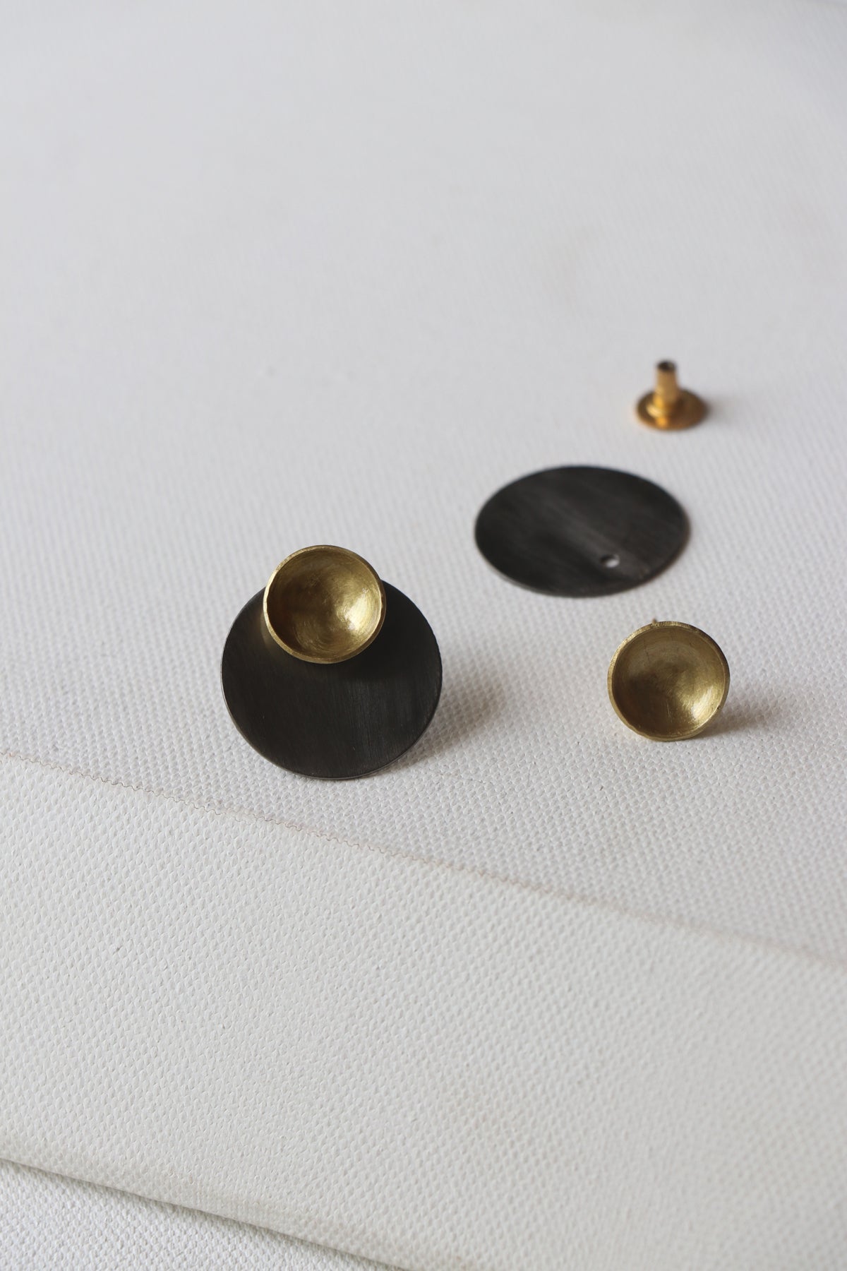 Nova - Circle Drop Earring - Black - CiceroniEarringsLukka Chuppi