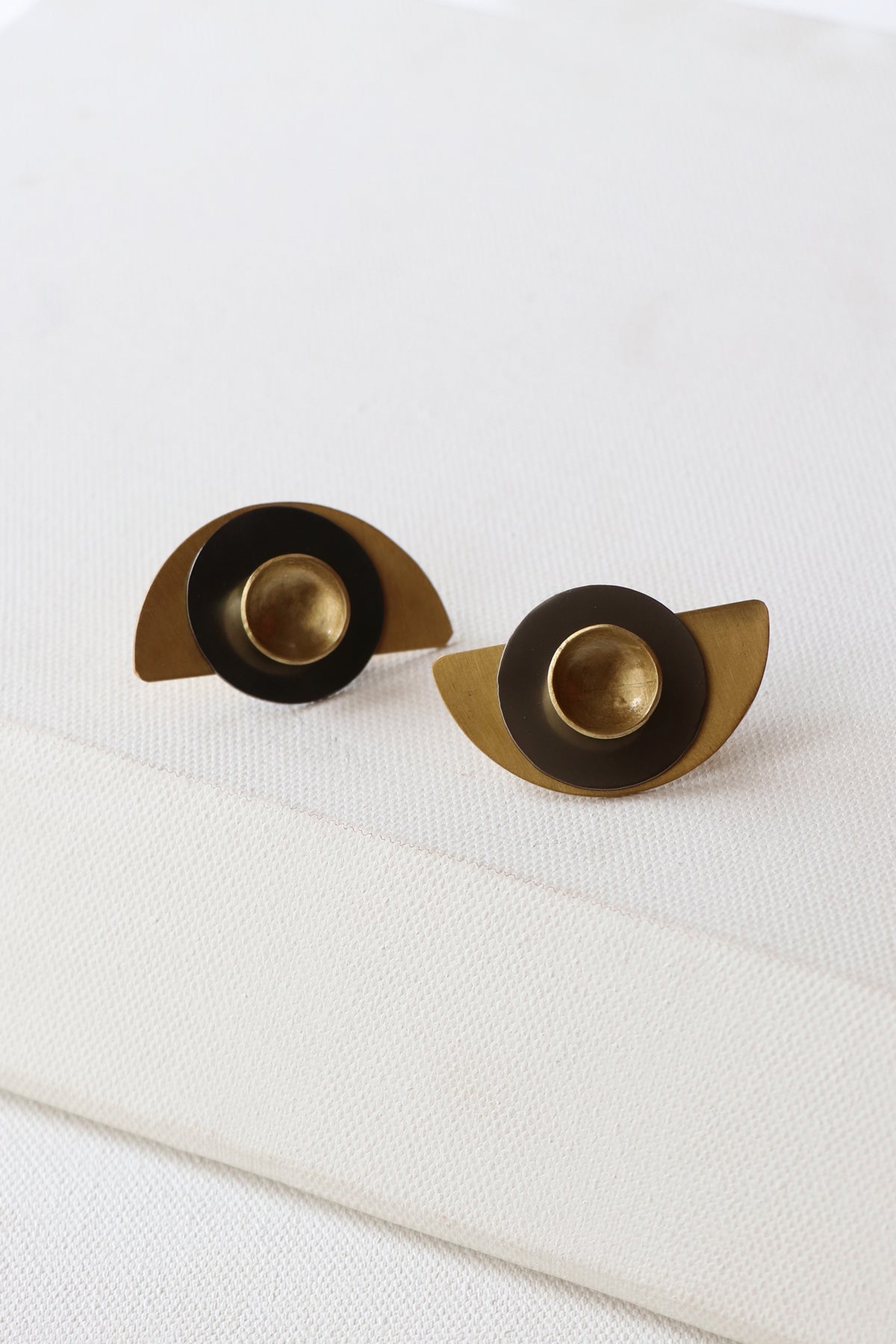 Nova - Half Moon Earring - Black - CiceroniEarringsLukka Chuppi