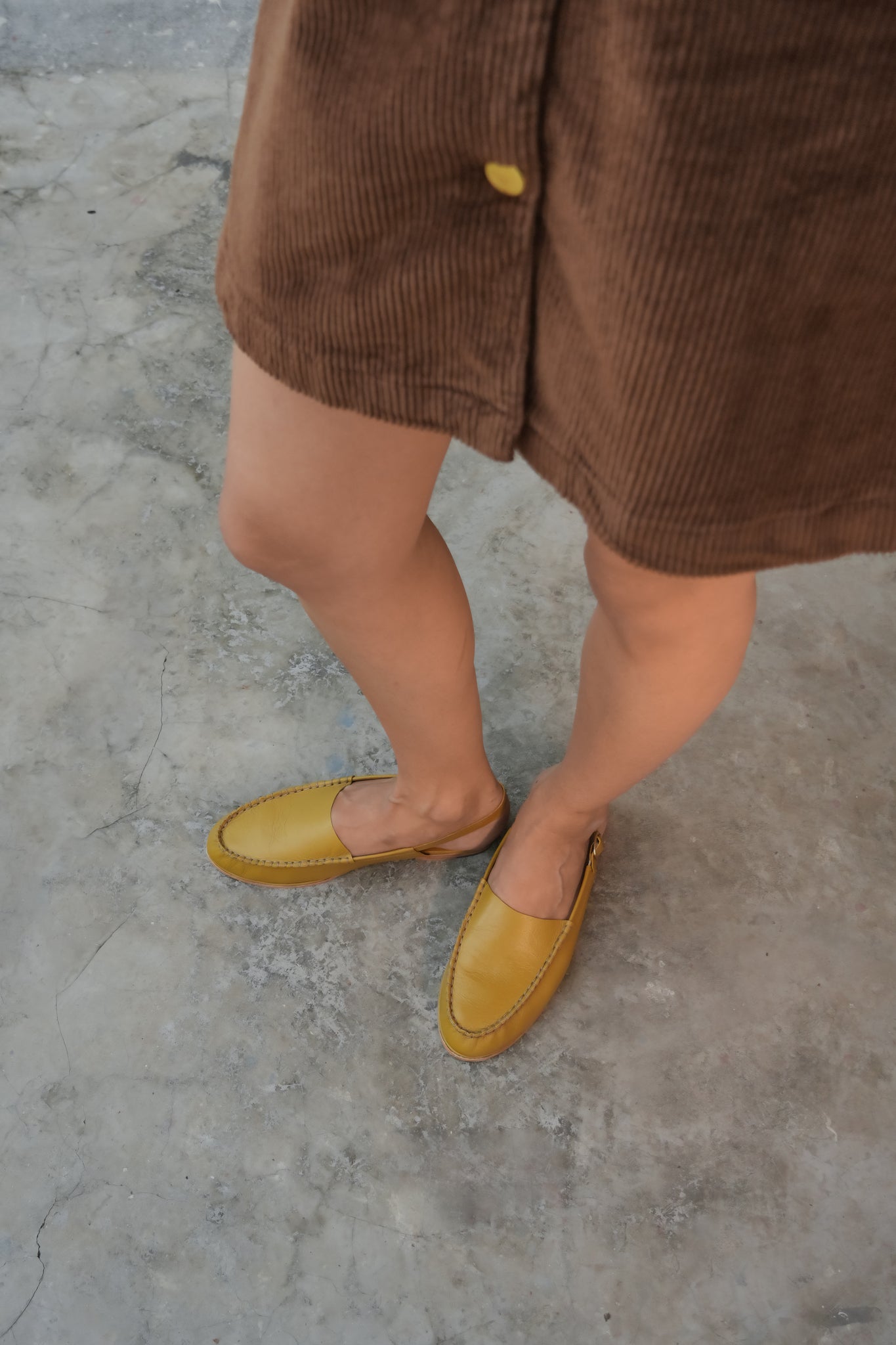 Ochre Mule Loafers - Women - CiceroniSandalsSlomotion