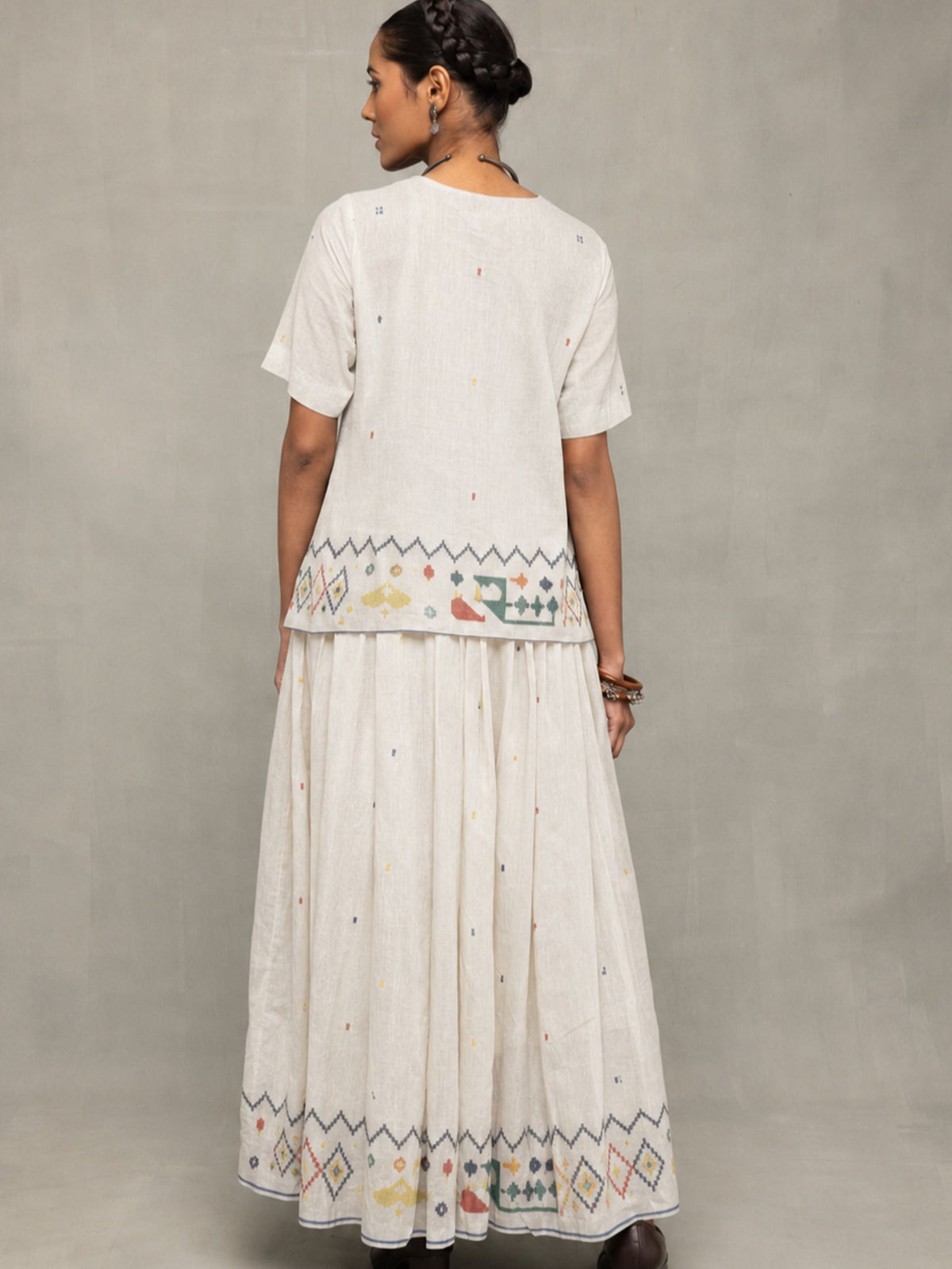 Off-White Folk Motif Jamdani Skord Set - CiceroniSkirt SetSutra Art of Clothing