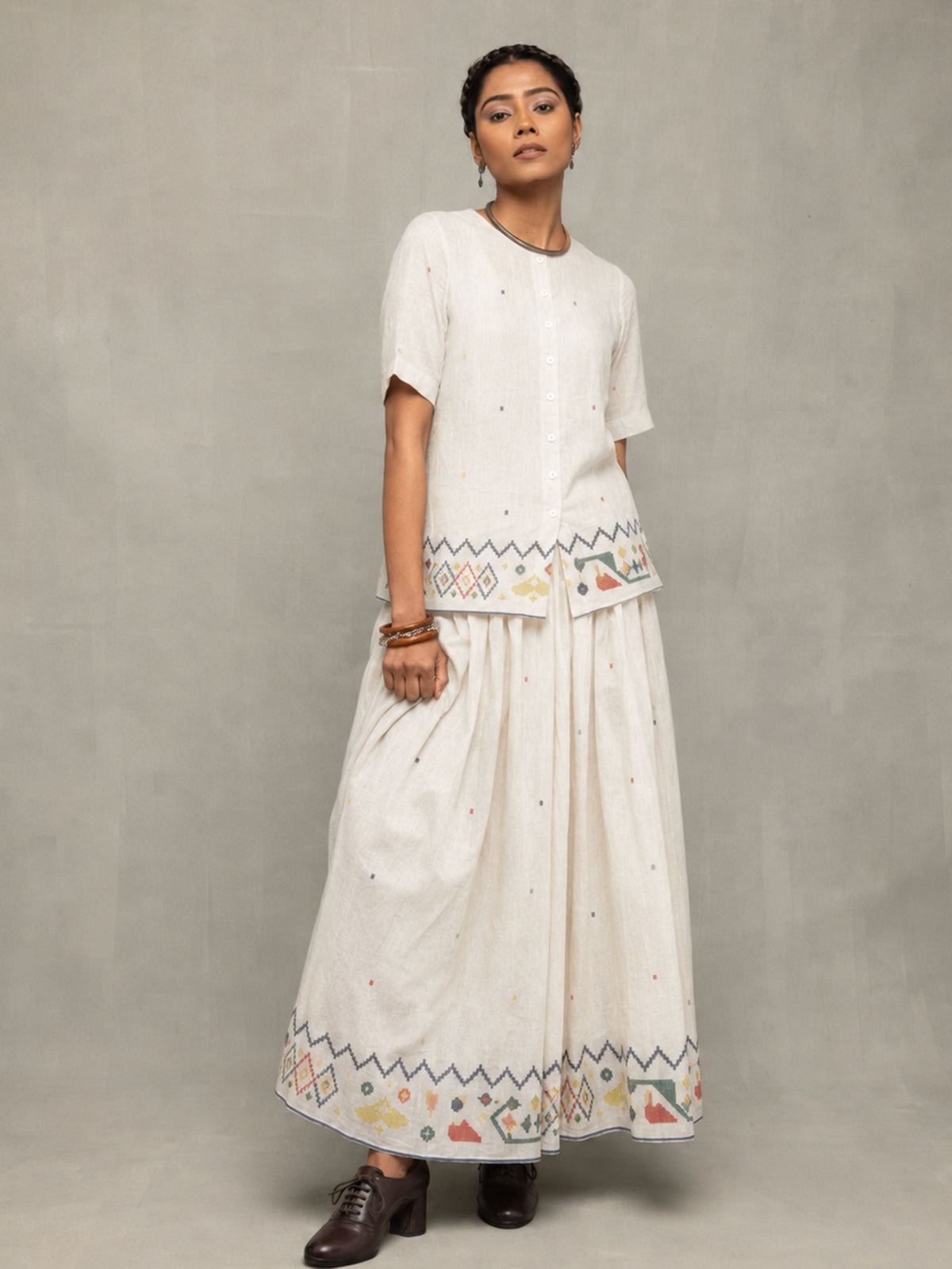 Off-White Folk Motif Jamdani Skord Set - CiceroniSkirt SetSutra Art of Clothing