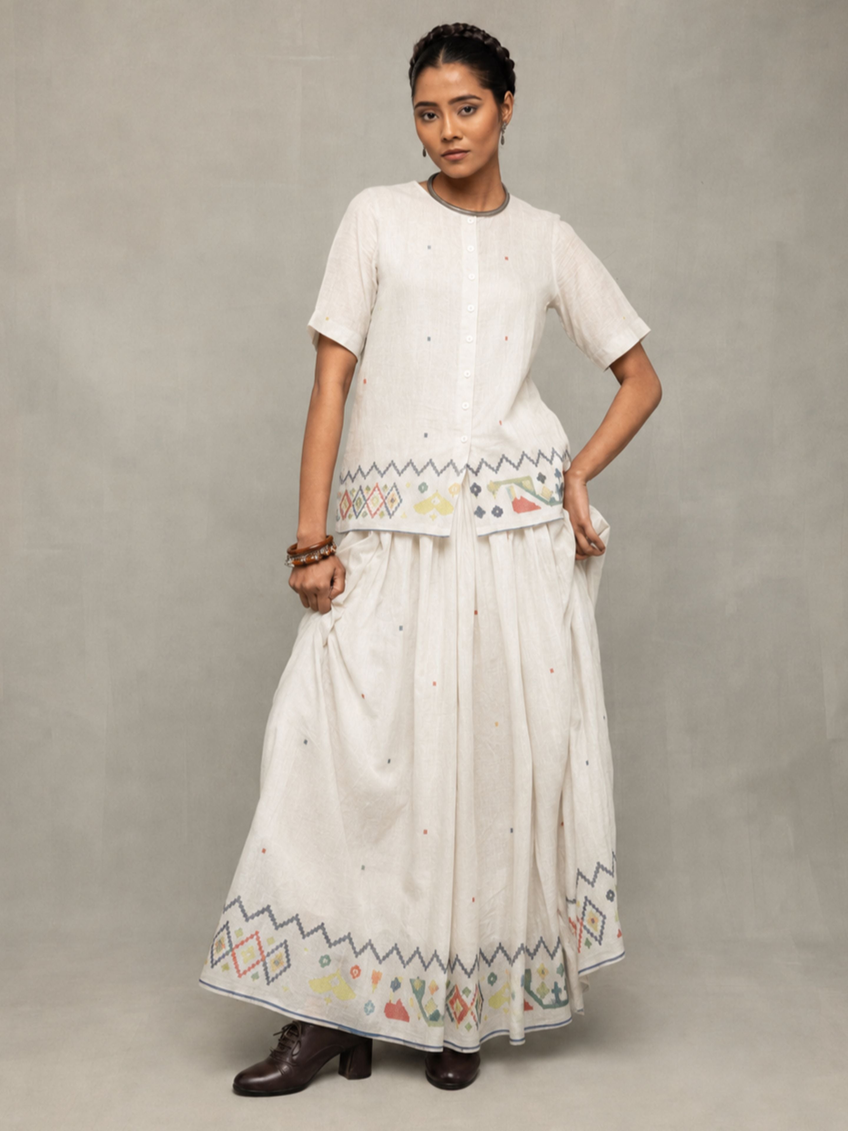 Off-White Folk Motif Jamdani Skord Set - CiceroniSkirt SetSutra Art of Clothing