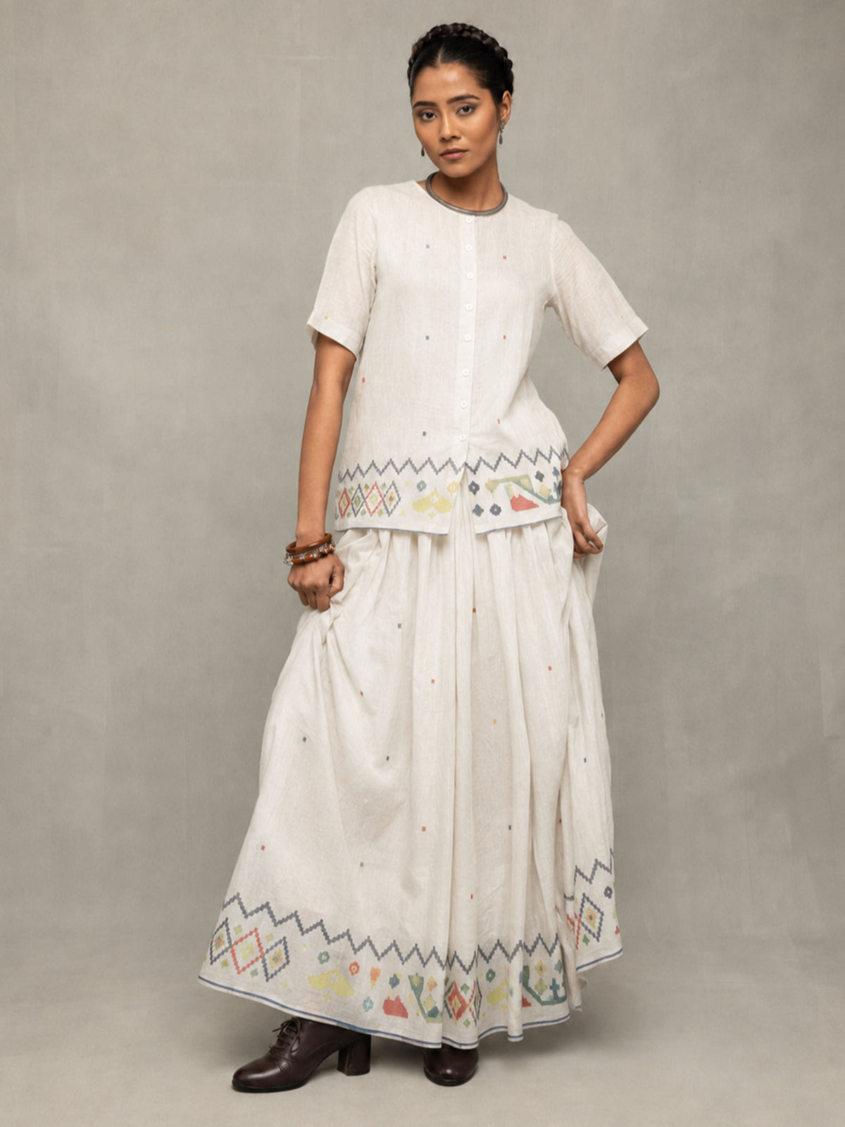 Off-White Folk Motif Jamdani Skord Set - CiceroniSkirt SetSutra Art of Clothing