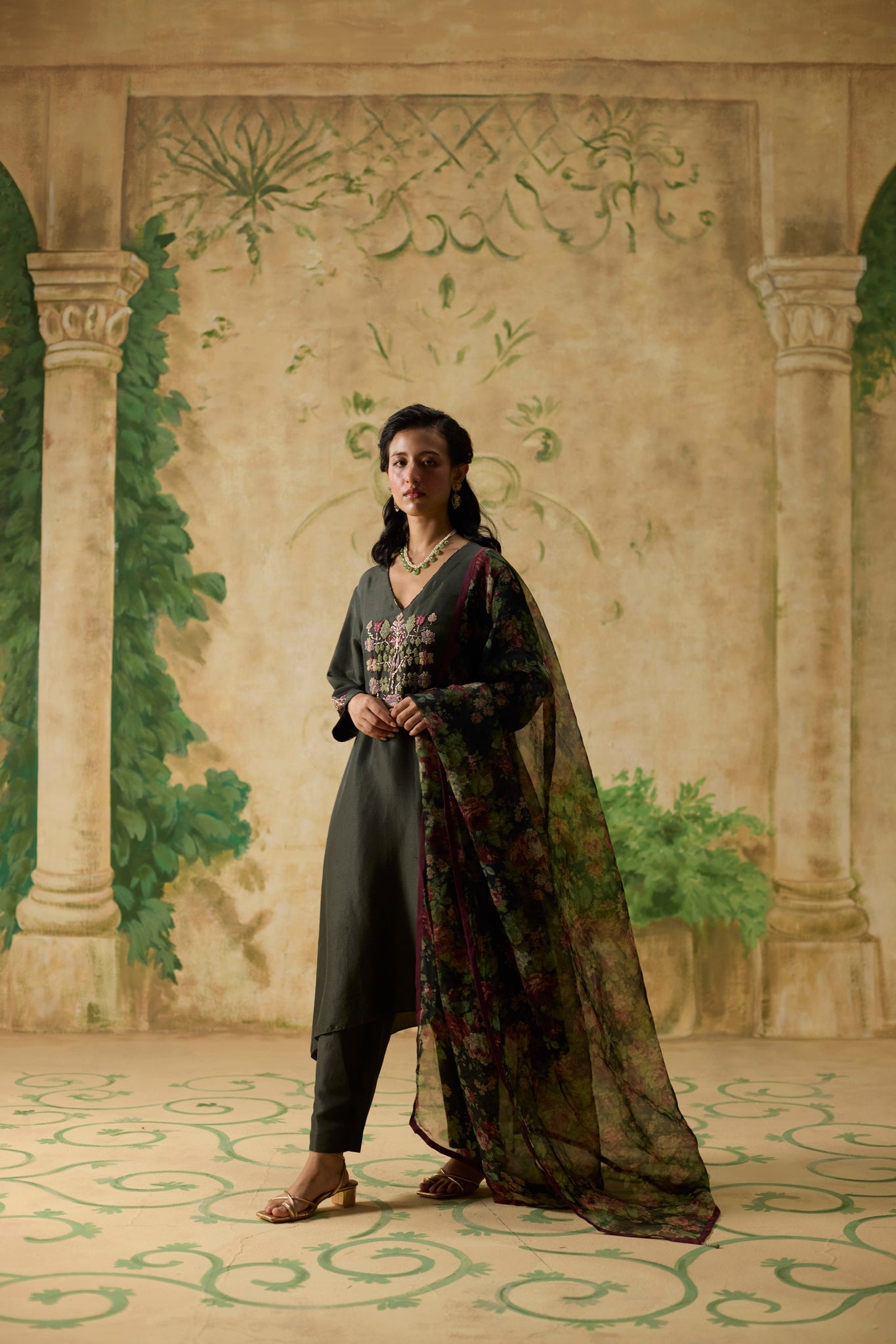 Orchid Kurta Set - Charcoal Grey - CiceroniKurta Set, Festive WearKhyati Rughani