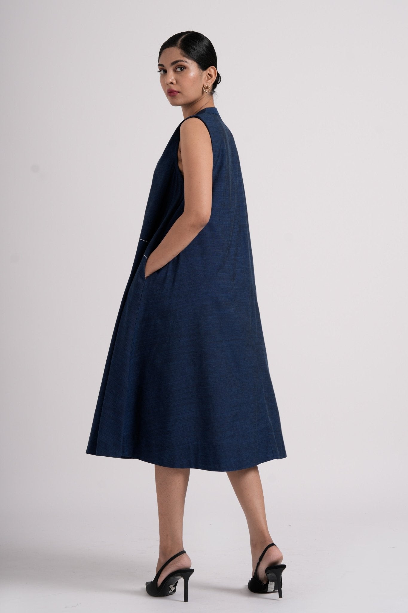 Oriental dress - Imperial Blue - CiceroniDressesThe Kaatn Trail