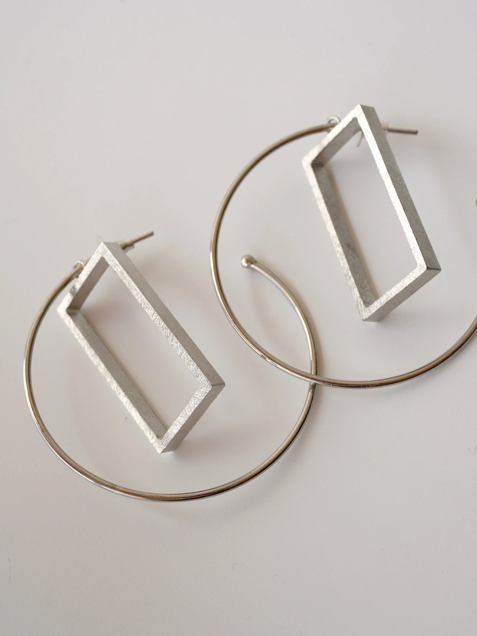 Oura Rectangle - CiceroniEarringsDE'ANMA