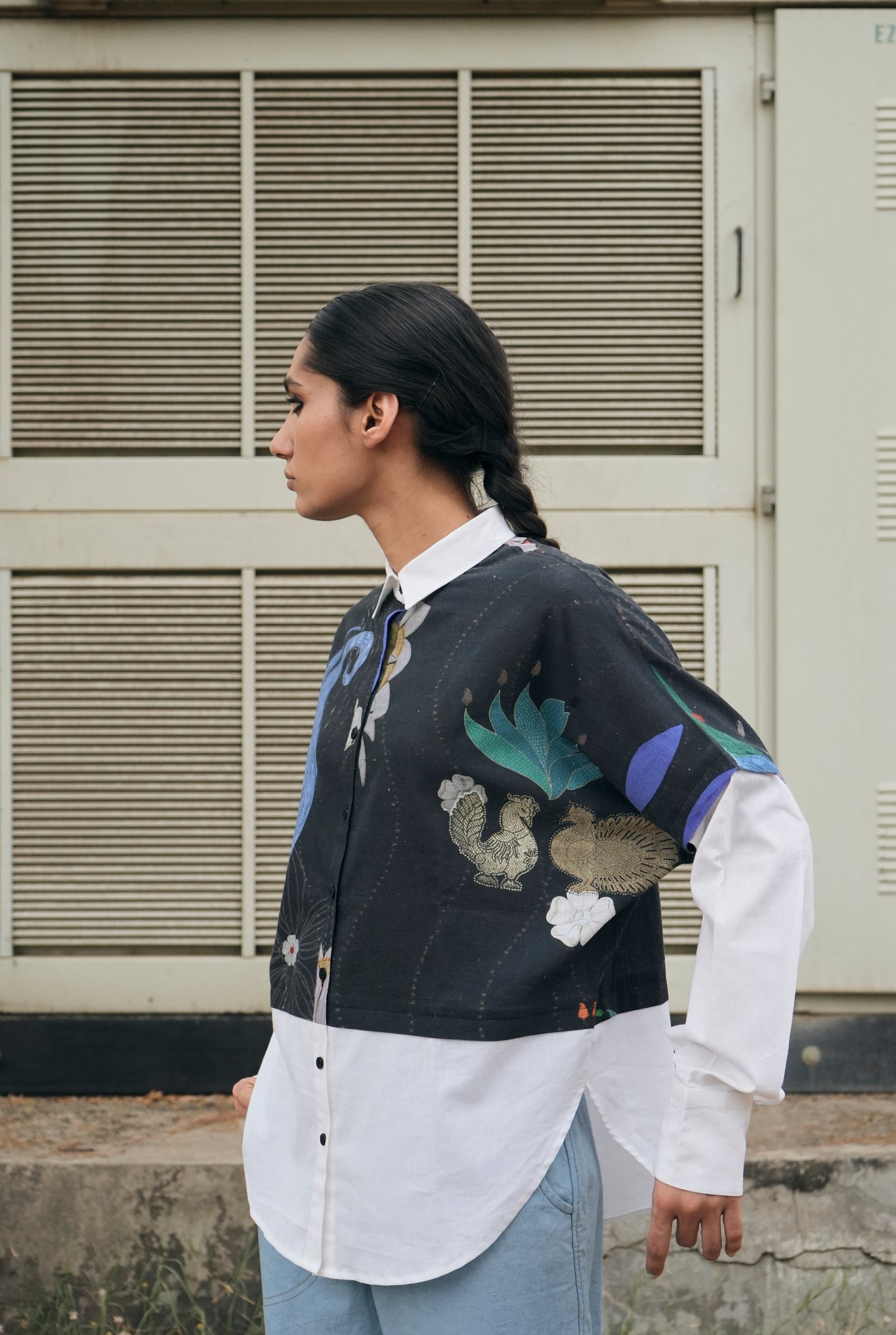 Overlay Shirt In Chetti Black With White Contrast - CiceroniWomen ShirtsNIKYTA