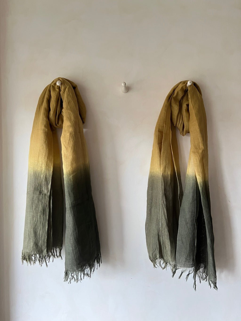 Pale Moss Ombre Stole - CiceroniScarvesPaeony