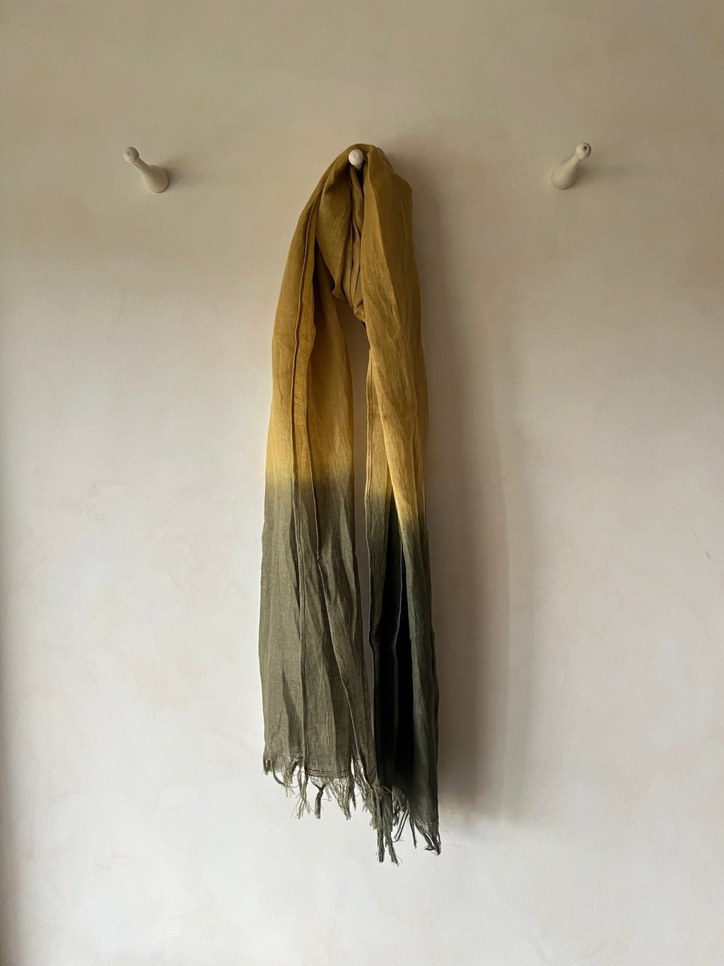 Pale Moss Ombre Stole - CiceroniScarvesPaeony