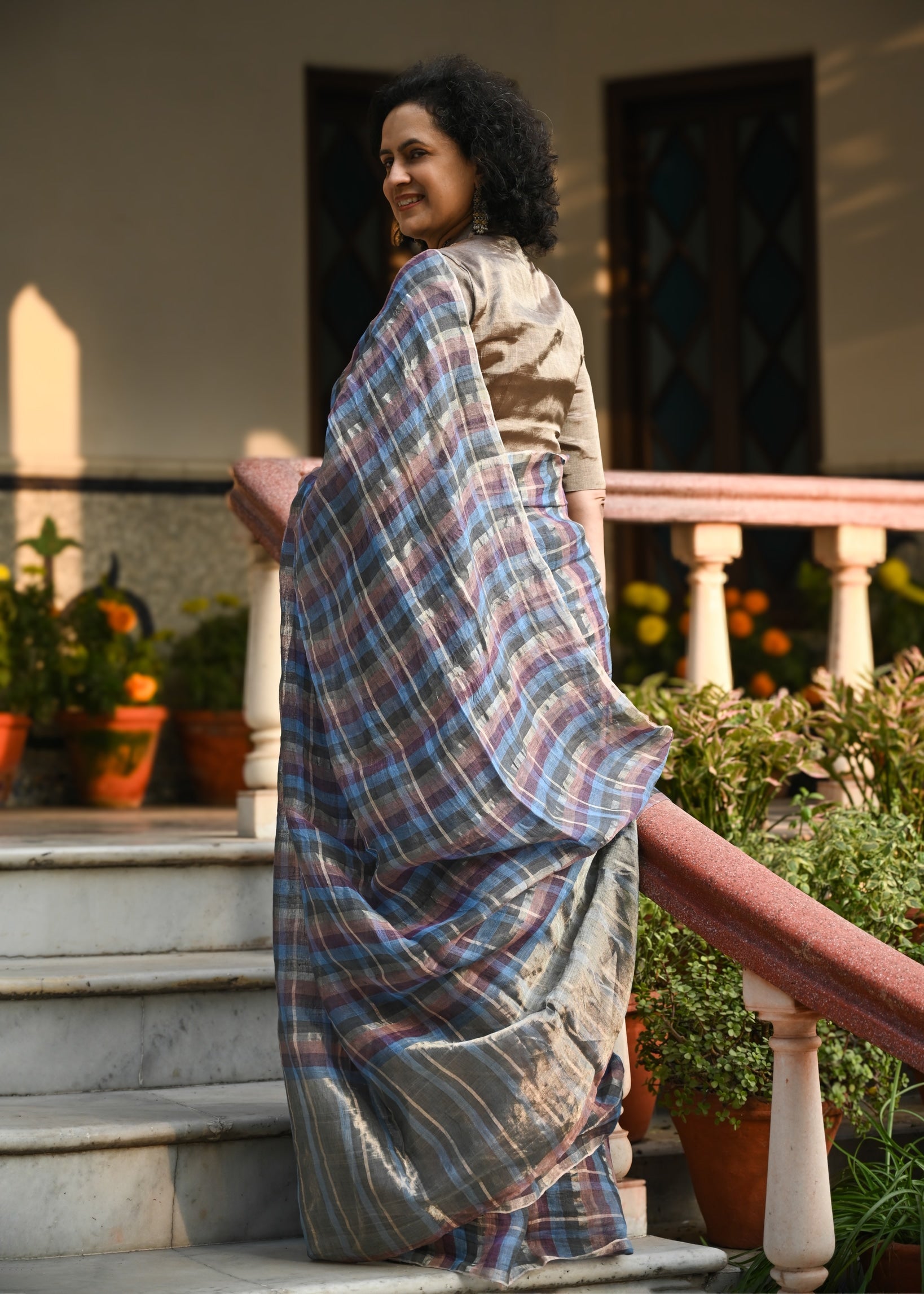 Pallu — Petunia Tartan Check Handwoven Linen Saree - CiceroniSareePallu