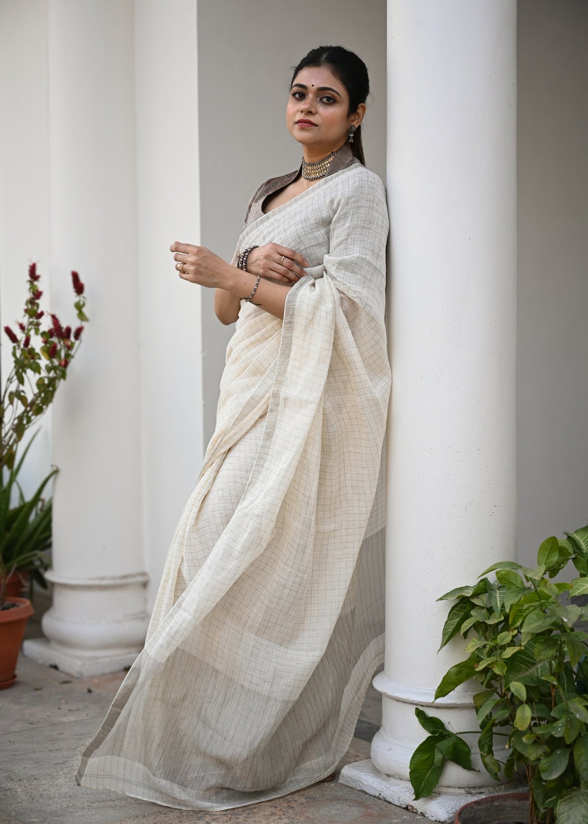 Pallu — Shwet - Handwoven Chekered Linen Saree Silver Zari - CiceroniSareePallu