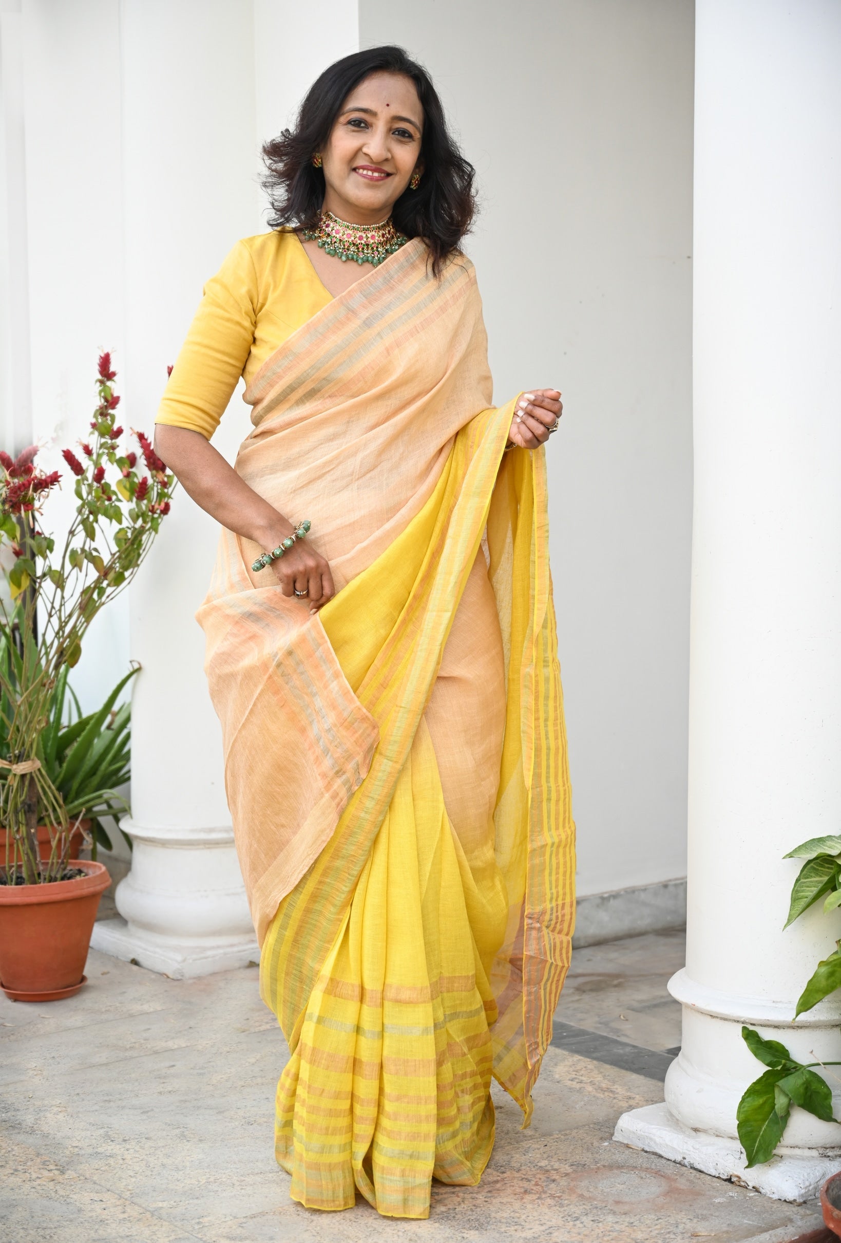 Pallu — Surajmukh Ombre Handwoven Linen Saree - CiceroniSareePallu