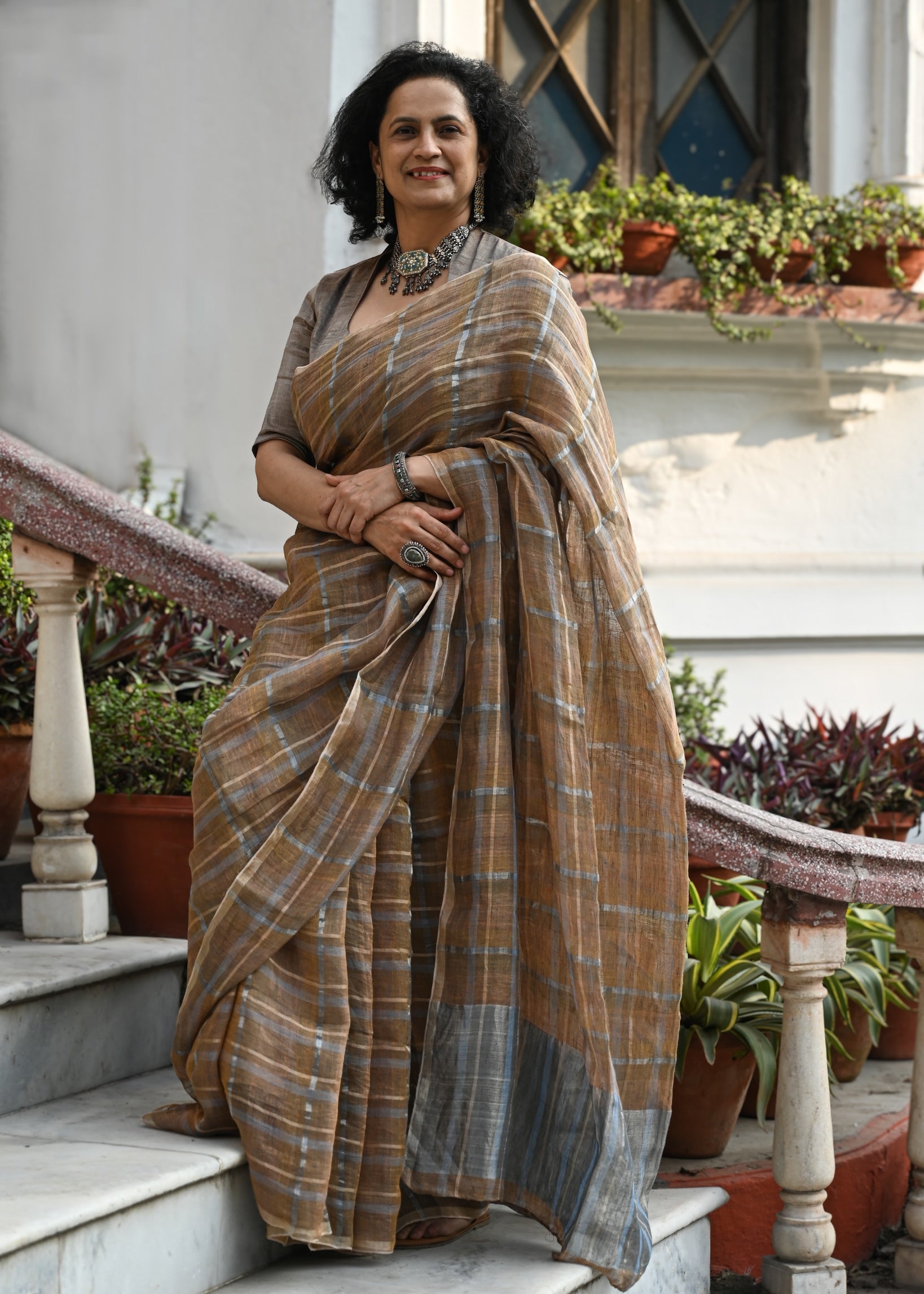 Pallu — Zinnia Tartan Check Handwoven Linen Saree - CiceroniSareePallu