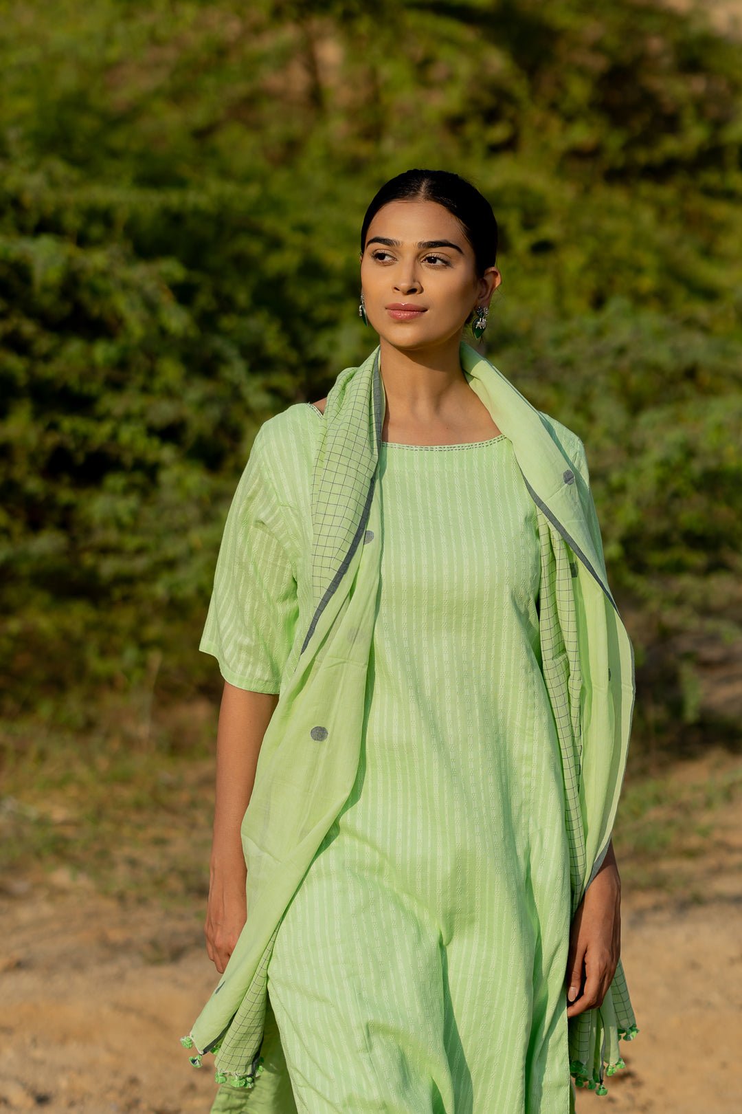 Pastel Green Kurta Set with Jaamdani Stole - CiceroniKurta Set, Everyday WearMaidaan