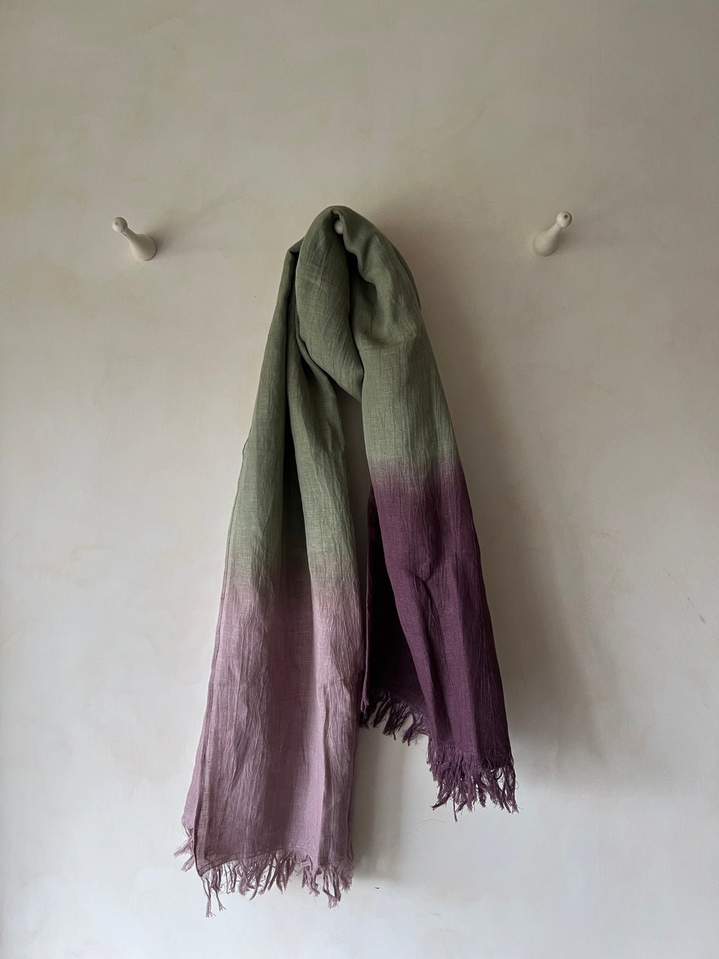 Pastel Green Ombre Stole - CiceroniScarvesPaeony