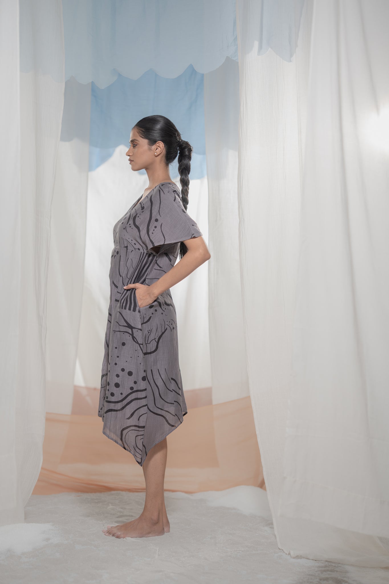 Pathway Banding Kaftan - CiceroniDressesAmoda - Essence Of India