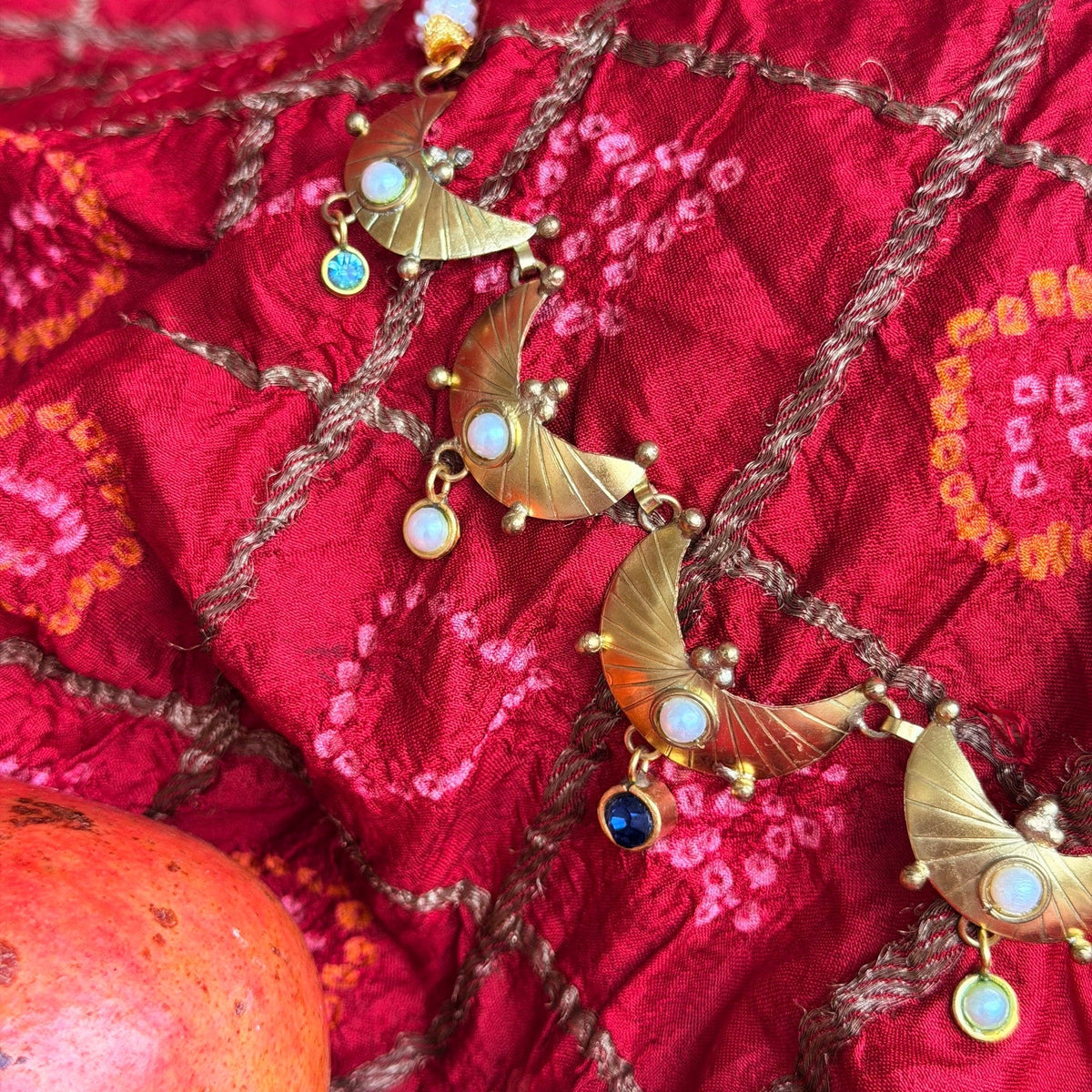 Pearl Eclipse Choker - CiceroniChokerBy Nirjari