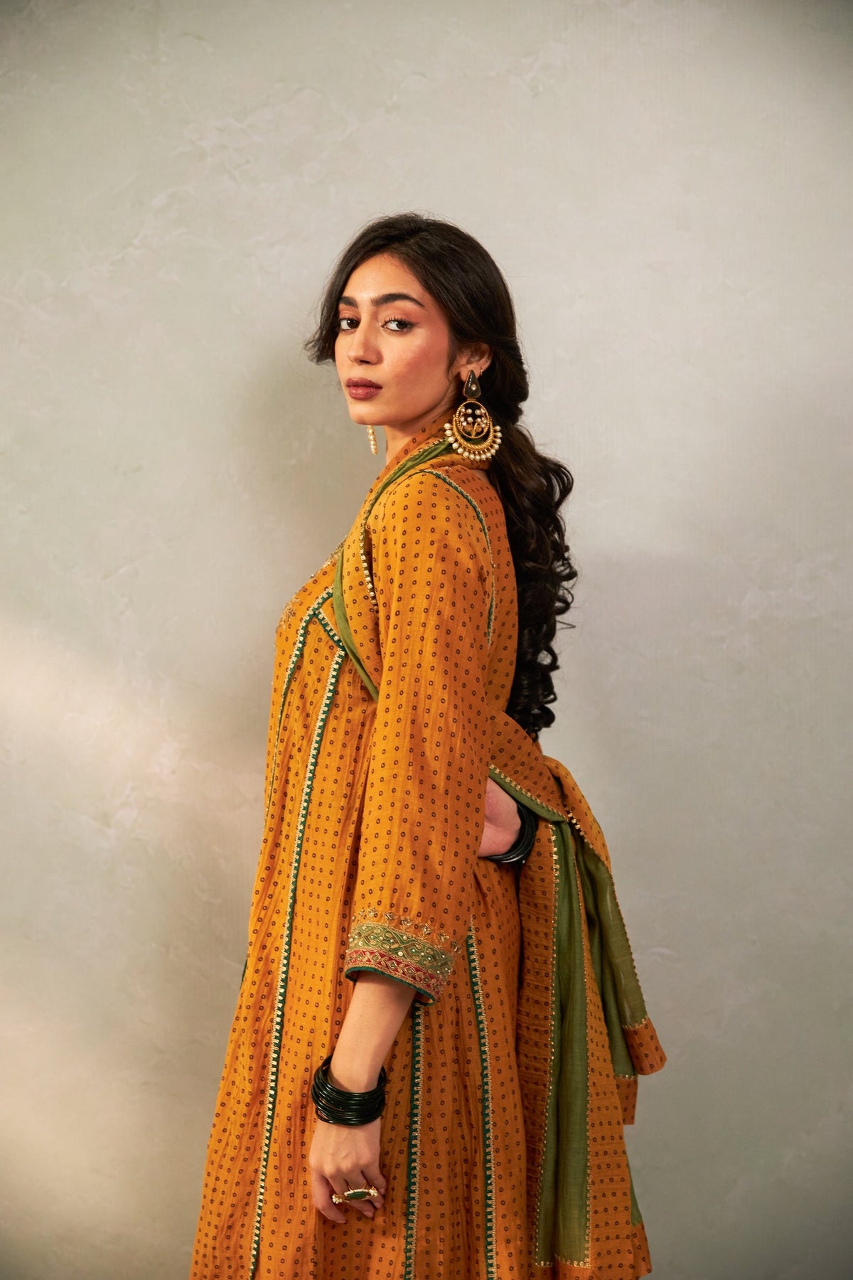 Peeli Pataka Embroidered Kurta Set- Set of 3 - CiceroniKurta Set, Festive WearPants and Pajamas
