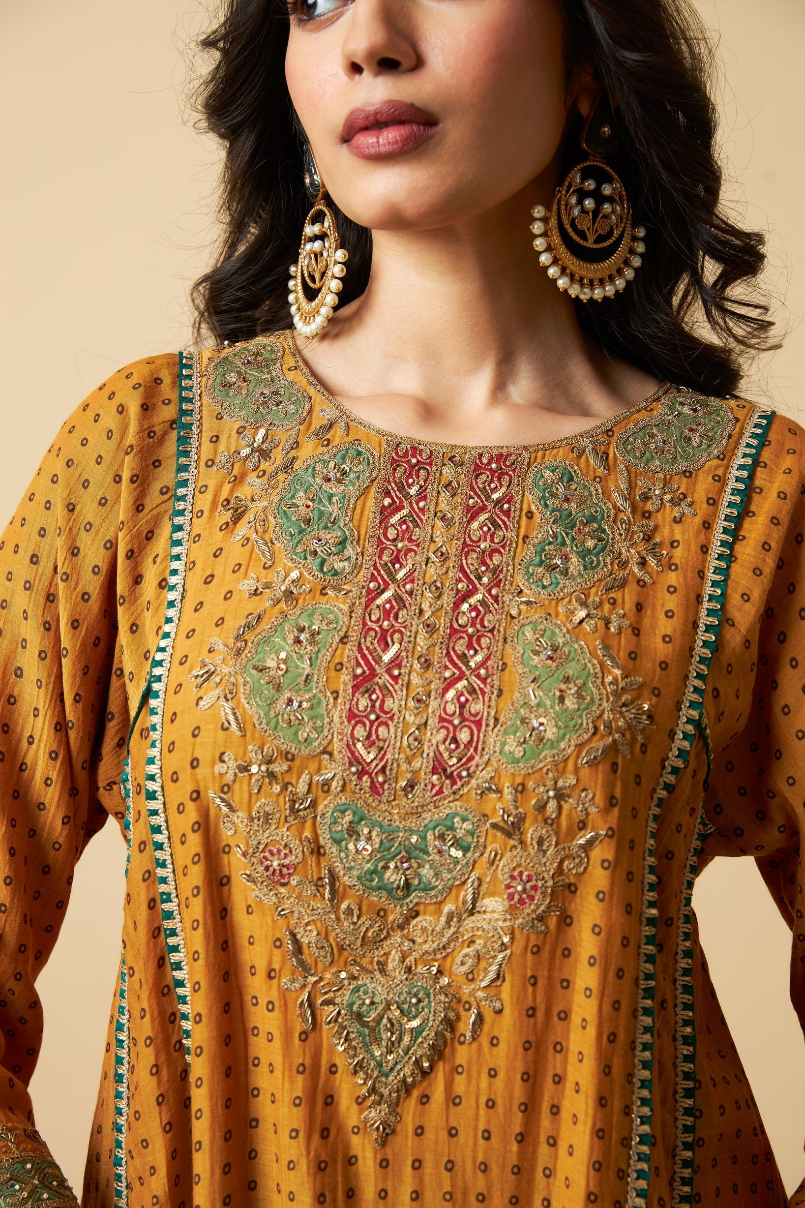 Peeli Pataka Embroidered Kurta Set- Set of 3 - CiceroniKurta Set, Festive WearPants and Pajamas