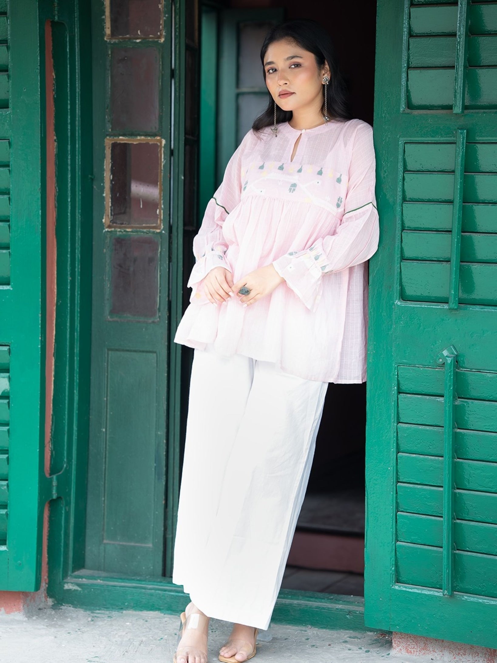 Pink Whisper Handwoven Jamdani Top - CiceroniTopsSutra Art of Clothing