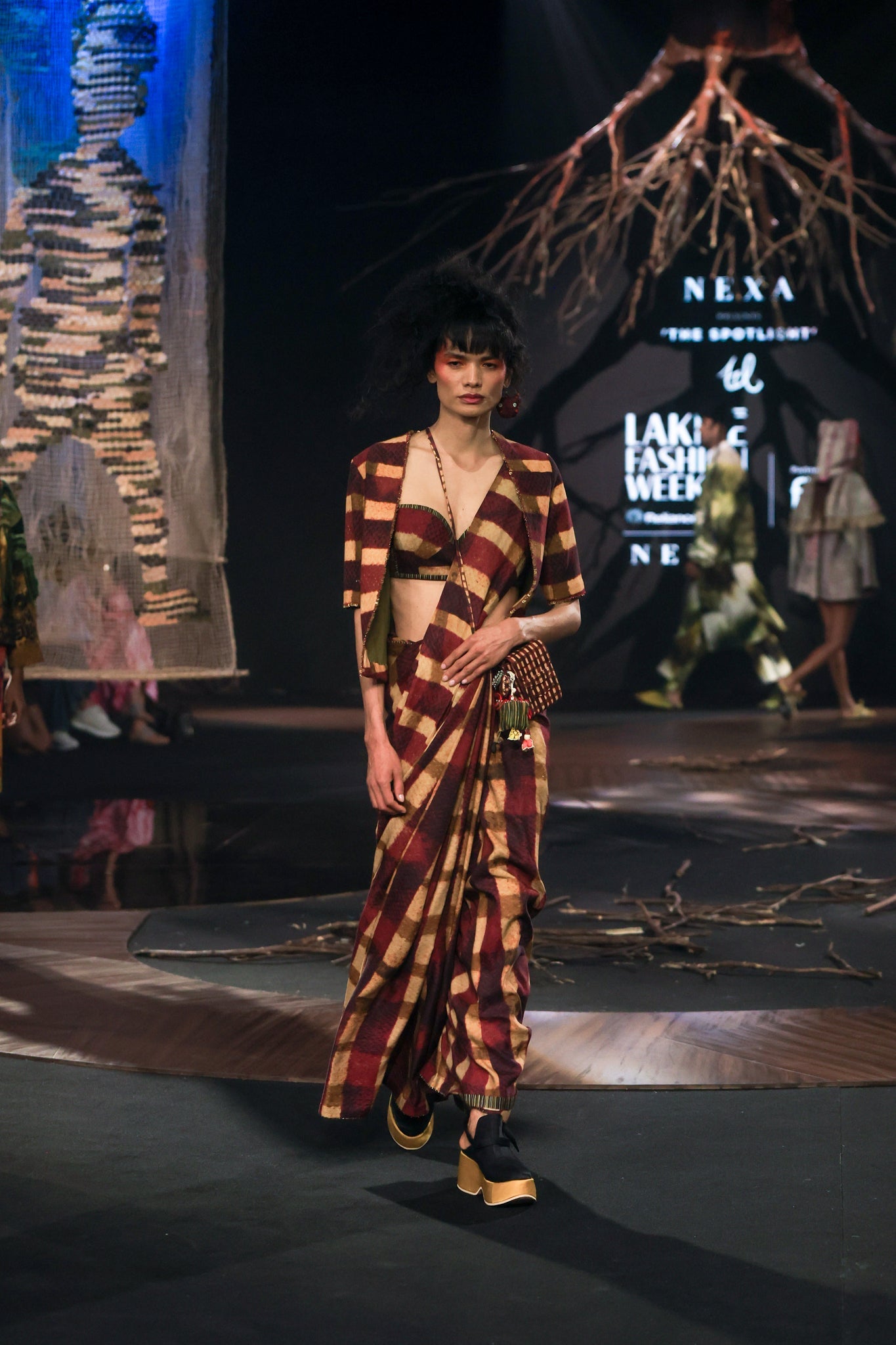 Plaid Saree - CiceroniSareeTil