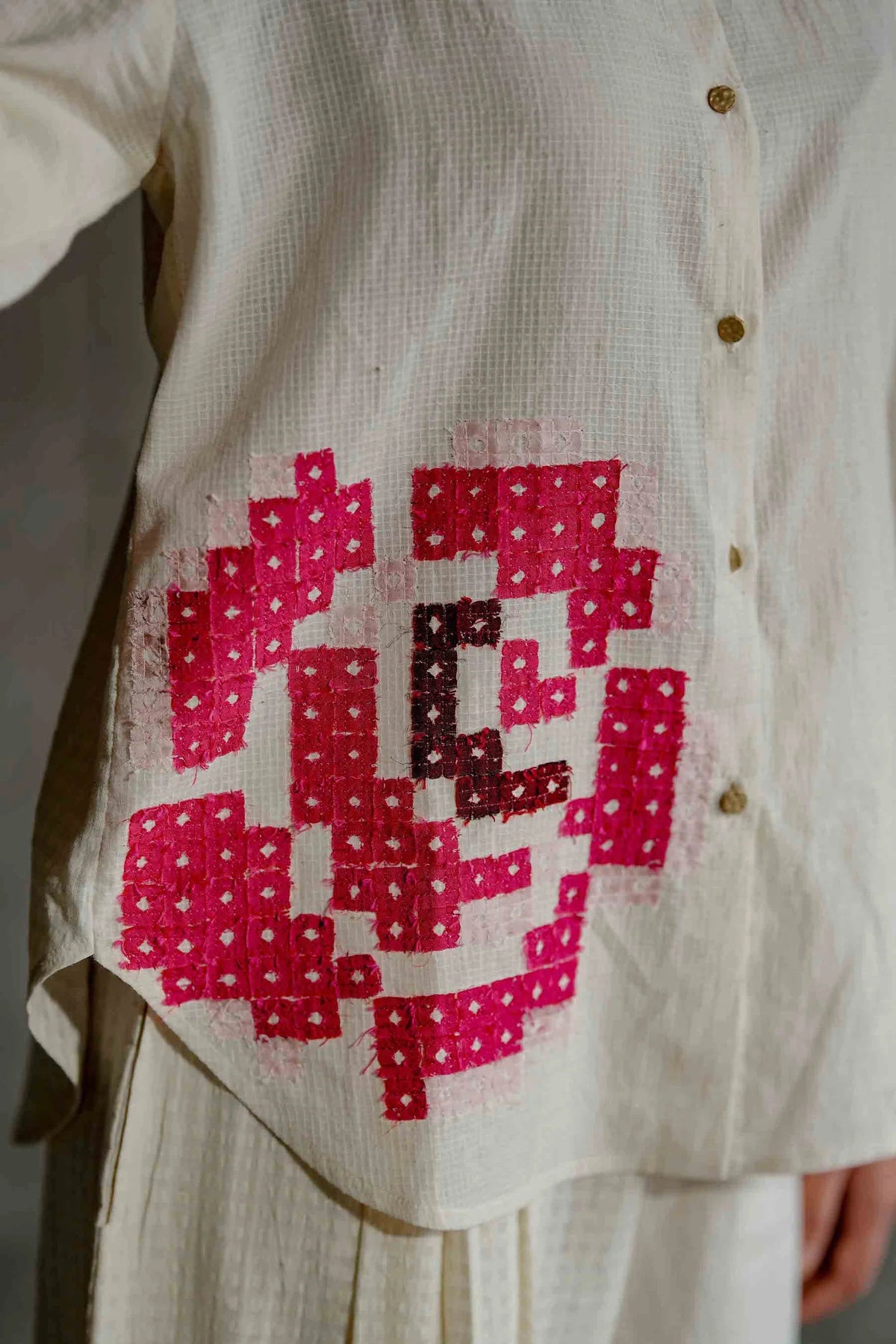 Quiet Bloom Shirt - CiceroniWomen ShirtsFive Thirty Somewhere