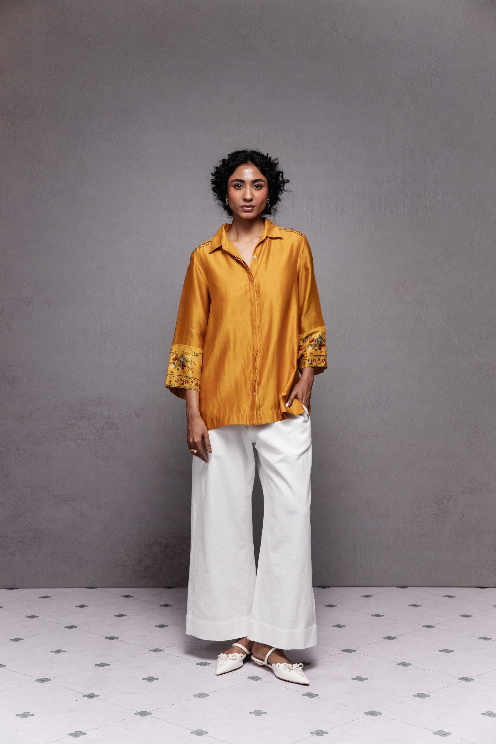 Raha Shirt in Mustard - CiceroniWomen ShirtsSubbah