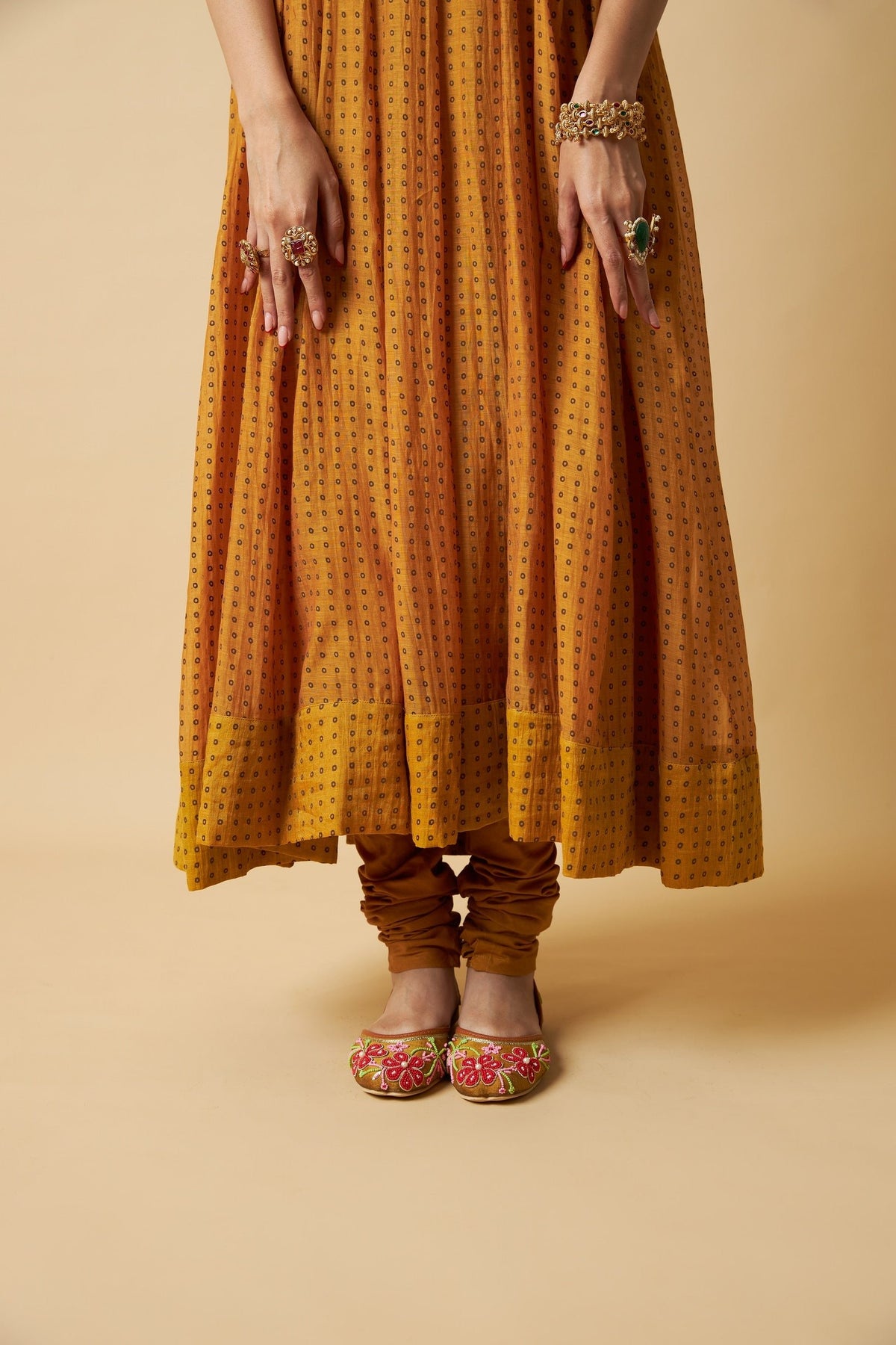 Rangrez Embroidered Kurta Set- Set of 2 - CiceroniKurta Set, Festive WearPants and Pajamas