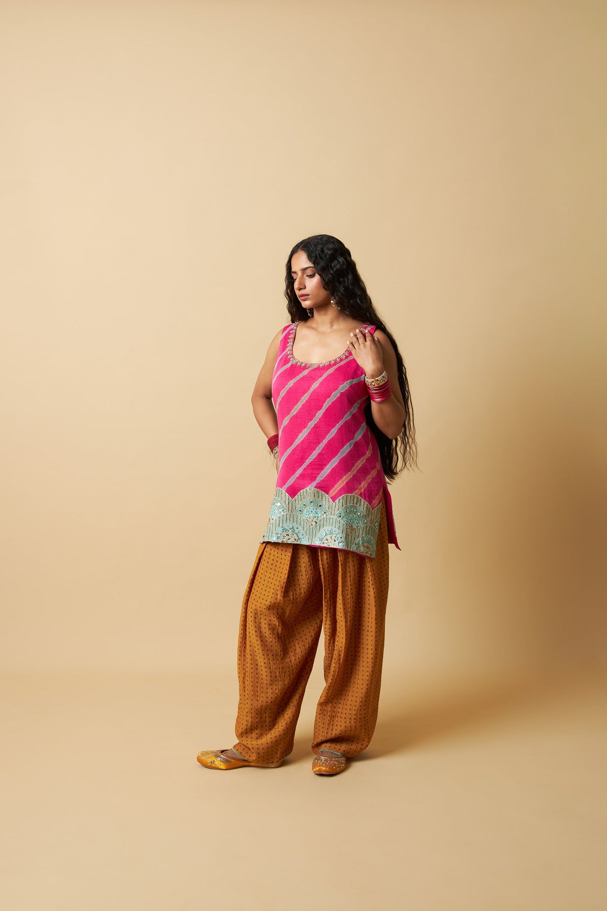 Rani Mastani Embroidered Kurta Set- Set of 2 - CiceroniKurta Set, Festive WearPants and Pajamas