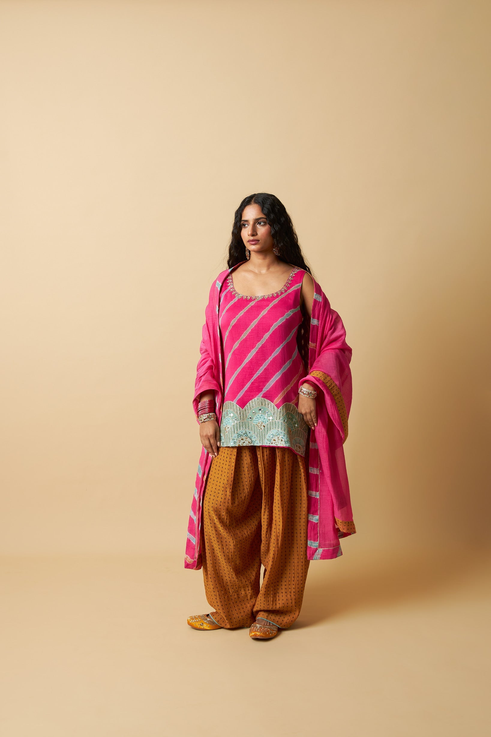 Rani Mastani Embroidered Kurta Set- Set of 3 - CiceroniKurta Set, Festive WearPants and Pajamas