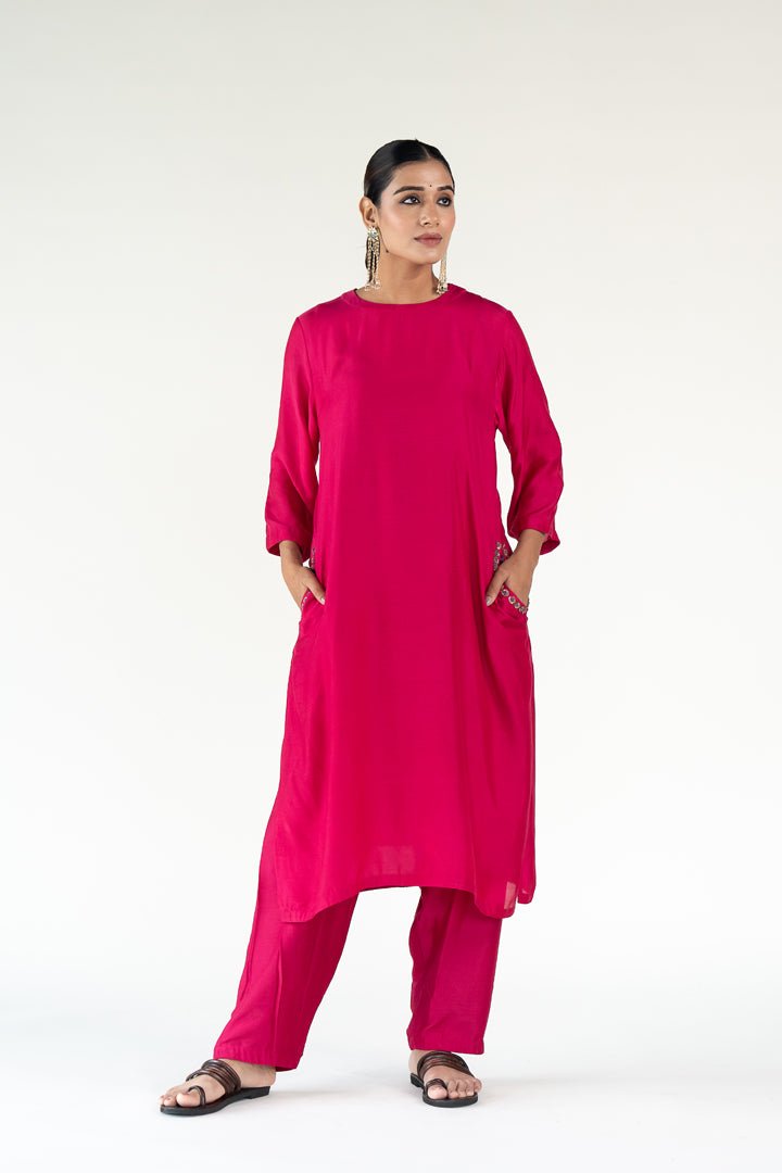 Rani Pink Gulzar Kurta Set with Shama Odhani - CiceroniKurta Set, Festive WearNirjara