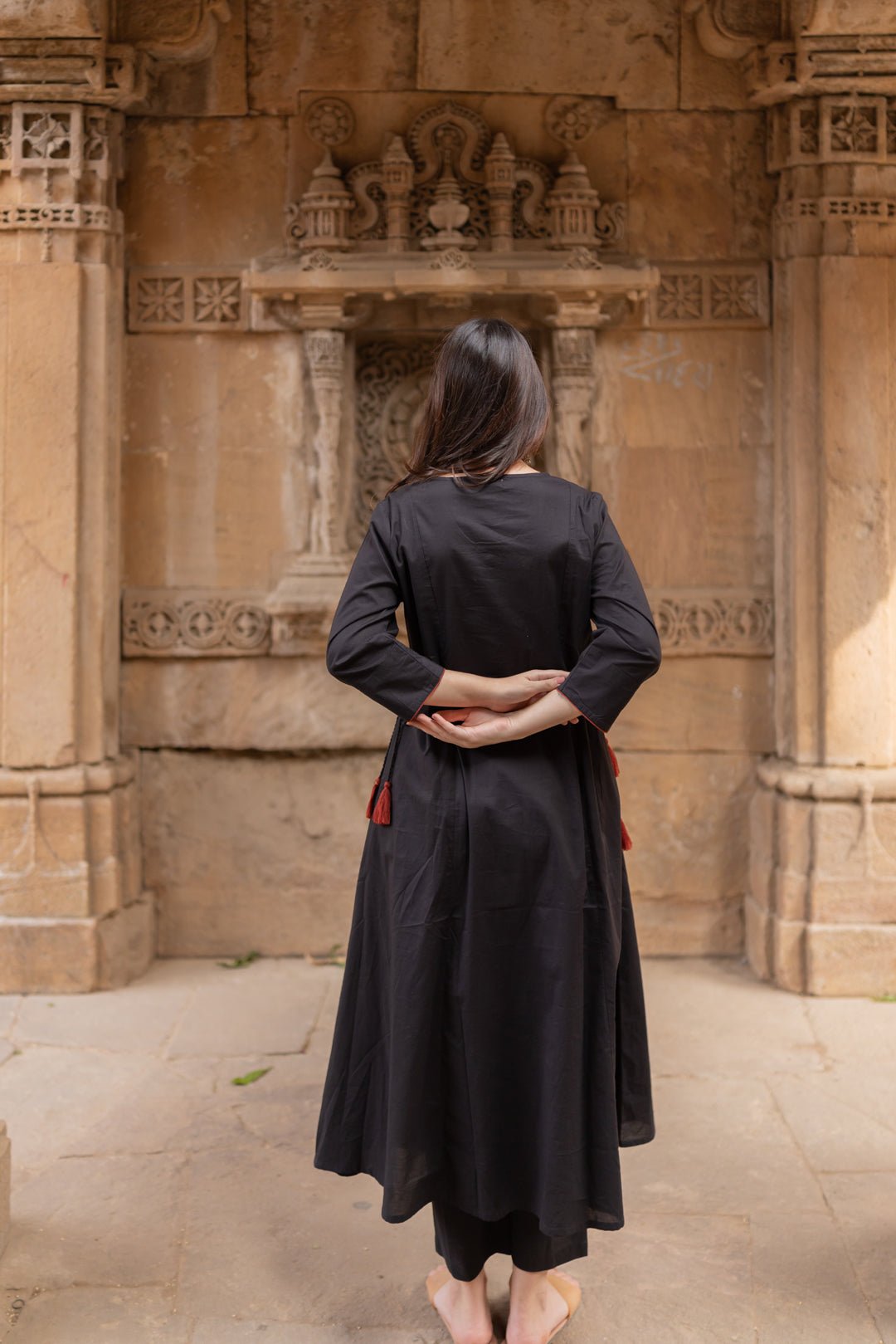 Rann Black Kurta Set with Ajrakh Dupatta - CiceroniKurta Set, Everyday WearMaidaan