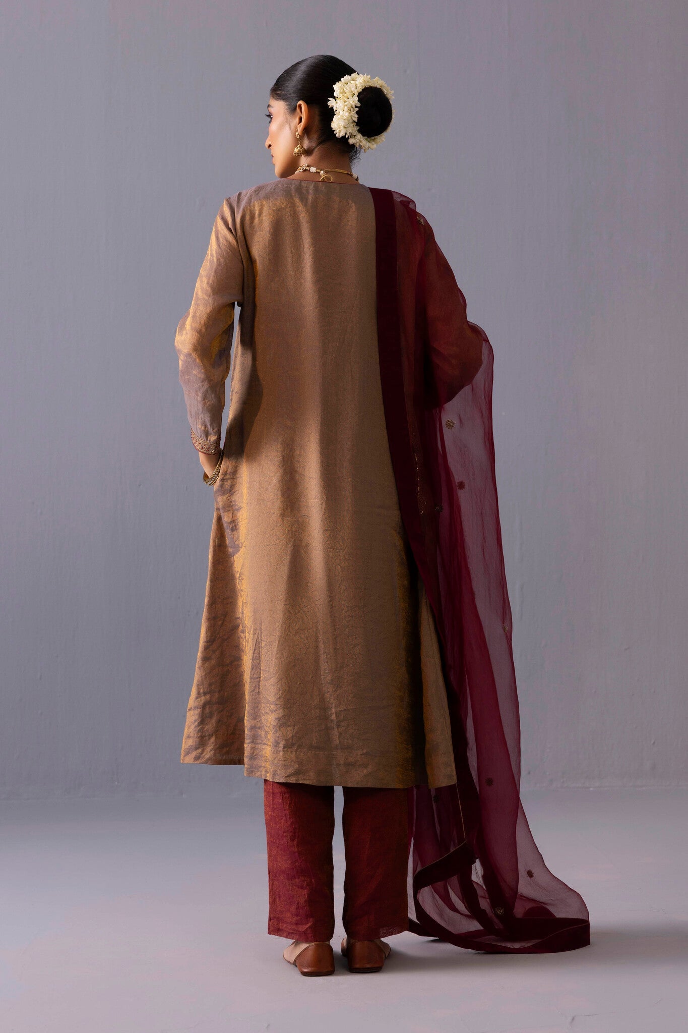 Rashmi Kurta Set - Grey - CiceroniKurta SetsLabel Shreya Sharma