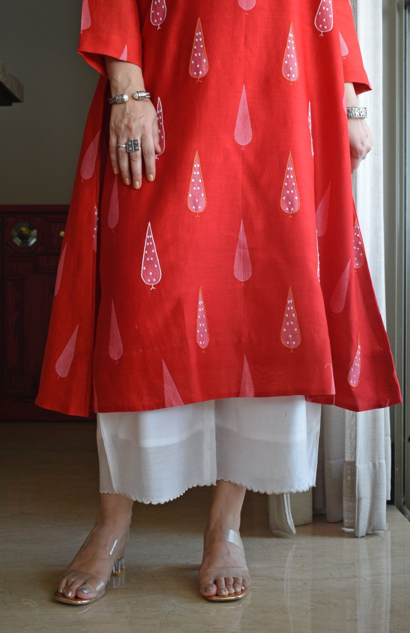 Red Chanderi Kurta with Off White Chanderi Scallop Pyjama - CiceroniKurta Set, Festive wearHouse of Moxa