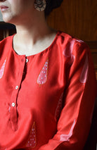 Red Chanderi Kurta with Off White Chanderi Scallop Pyjama - CiceroniKurta Set, Festive wearHouse of Moxa