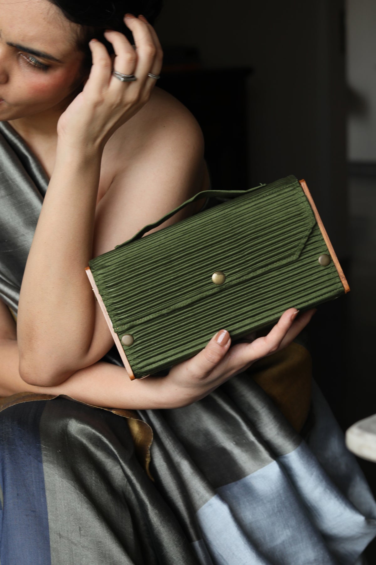 Reen Box Clutch - Changeable Sleeve - CiceroniClutchLukka Chuppi