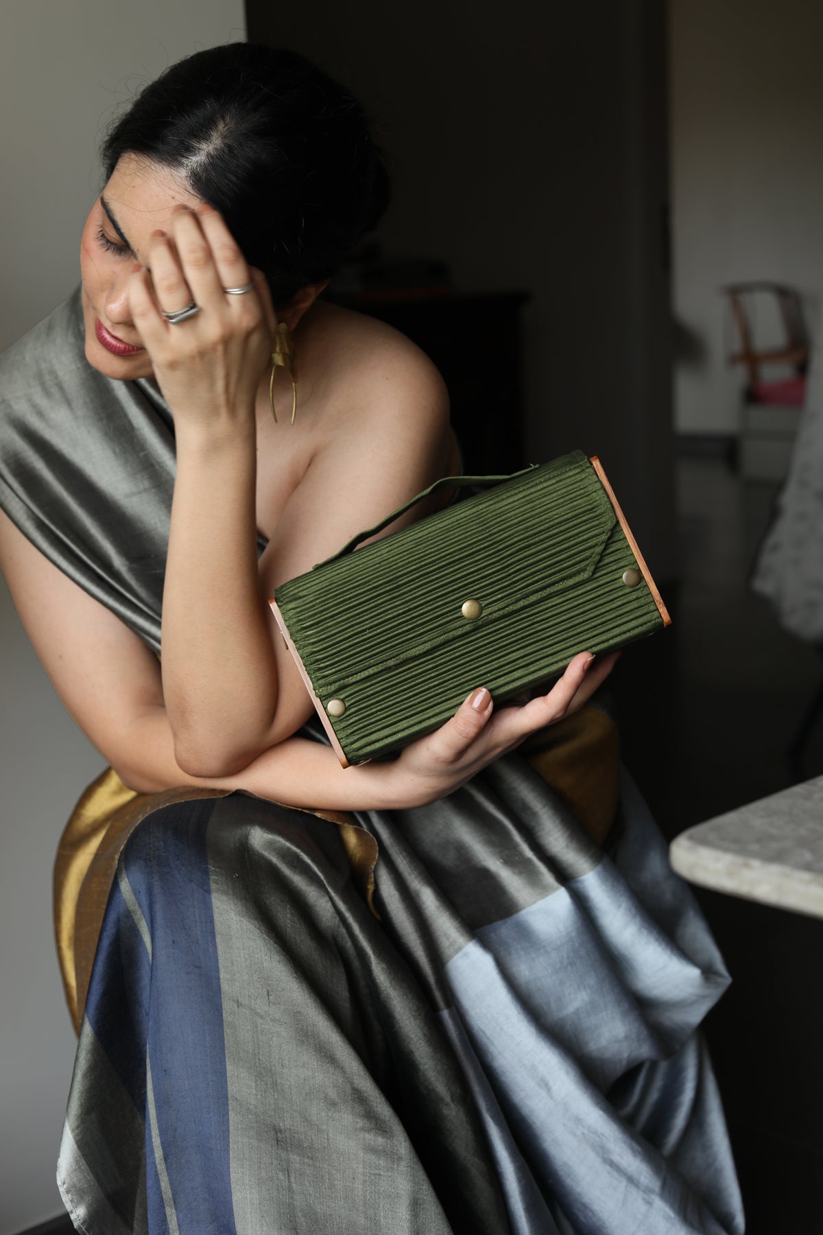 Reen Box Clutch - Changeable Sleeve - CiceroniClutchLukka Chuppi