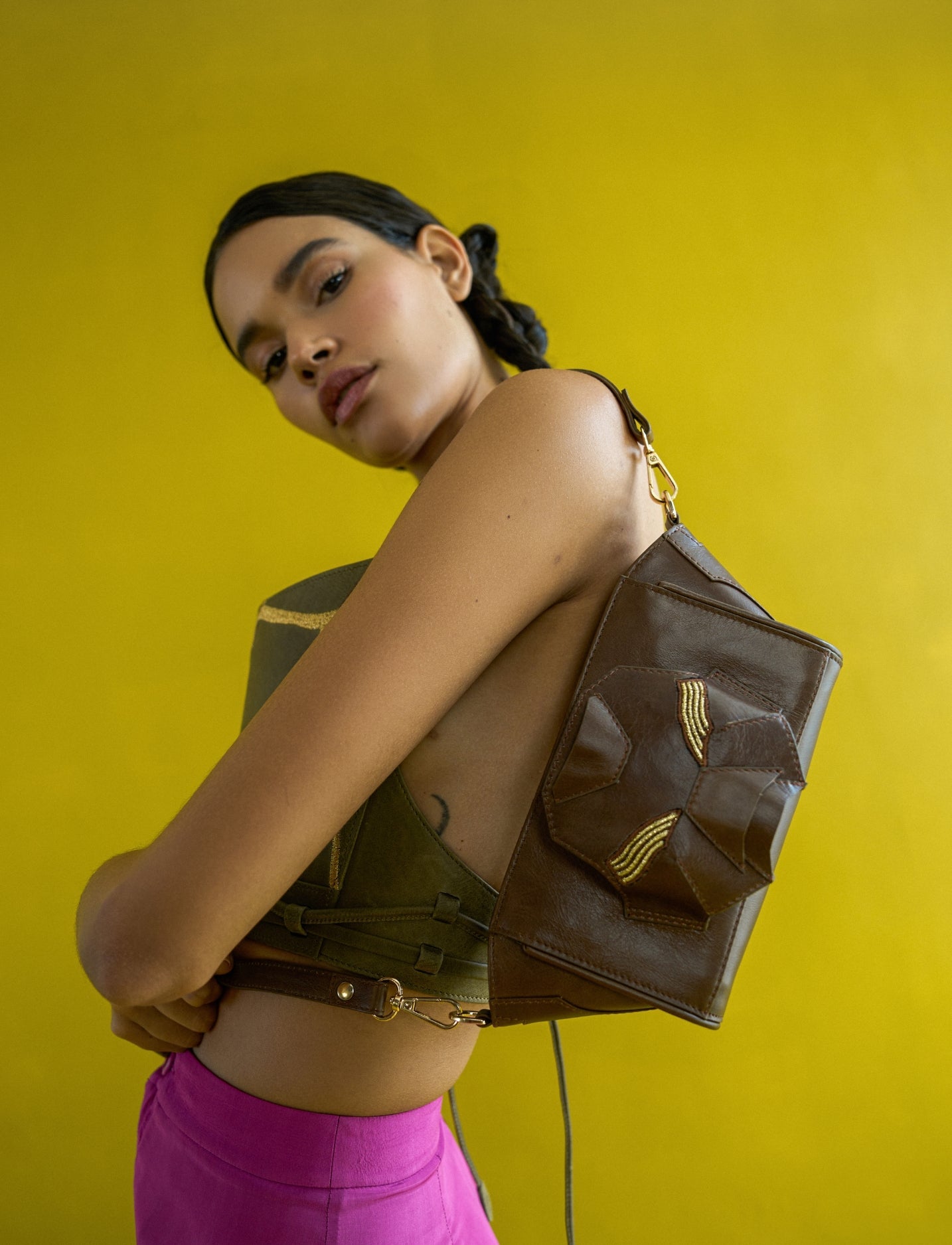 Rudra Wristlet in Tan - CiceroniWalletEconock