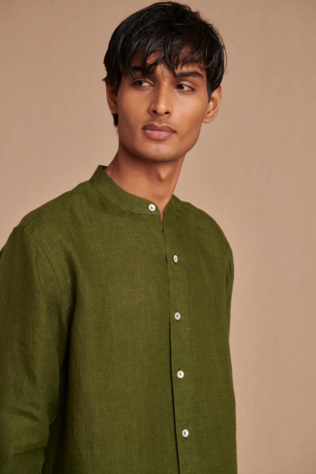 Safari Linen Men's Band Collar Shirt - CiceroniShirtSaphed