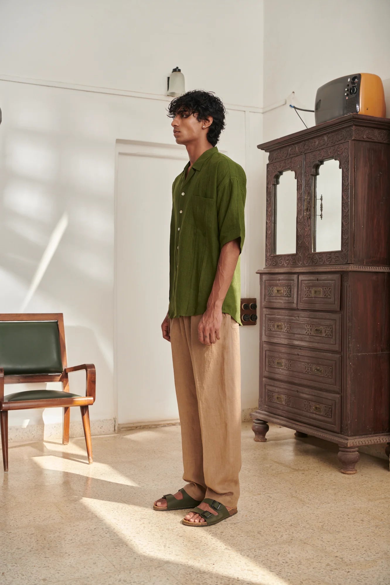 Safari Linen Men's Pleated Camp Collar Shirt - CiceroniShirtSaphed