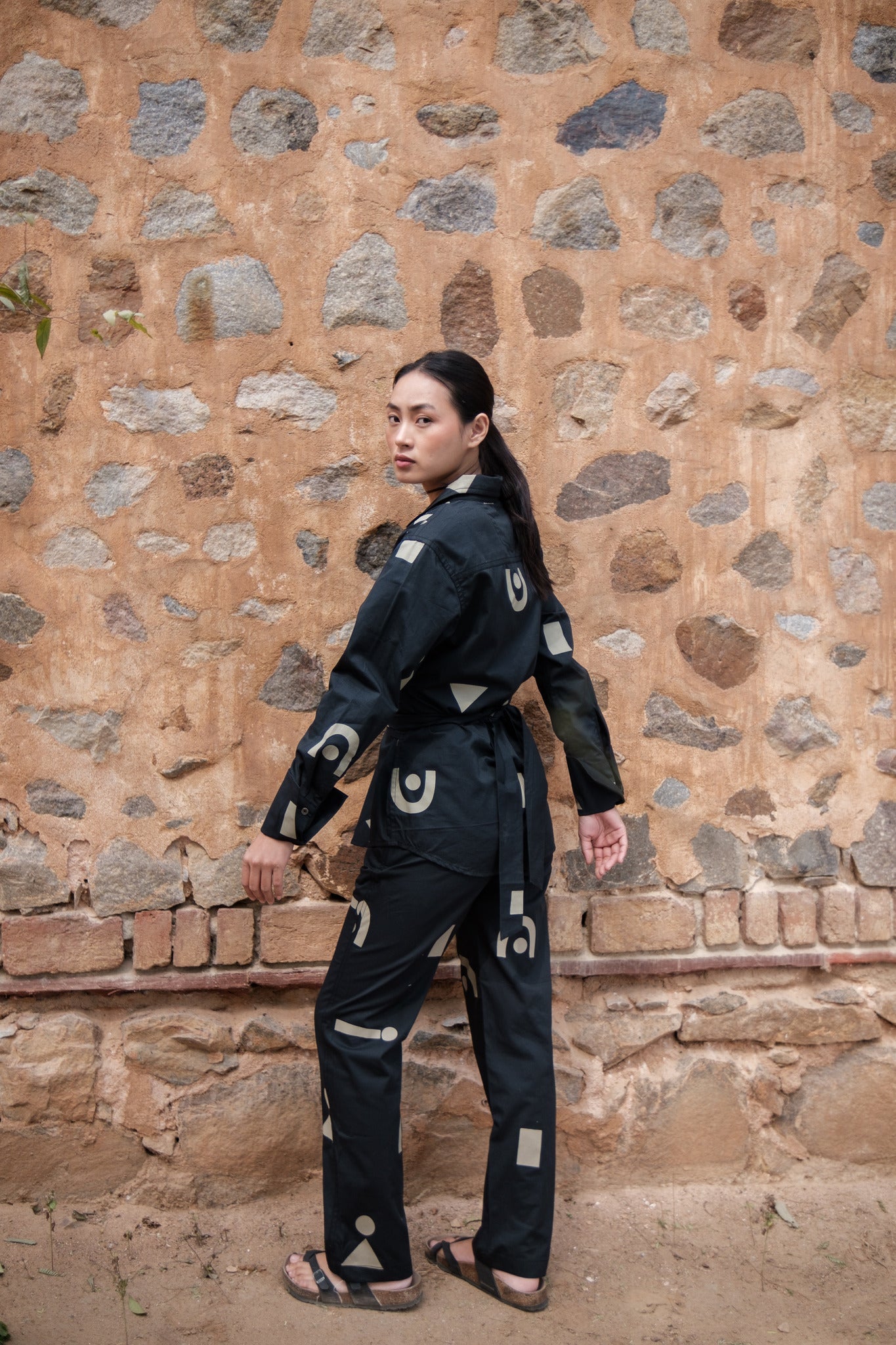 Sandra Straight Pants - Triangle Print - CiceroniPantsThe Terra Tribe